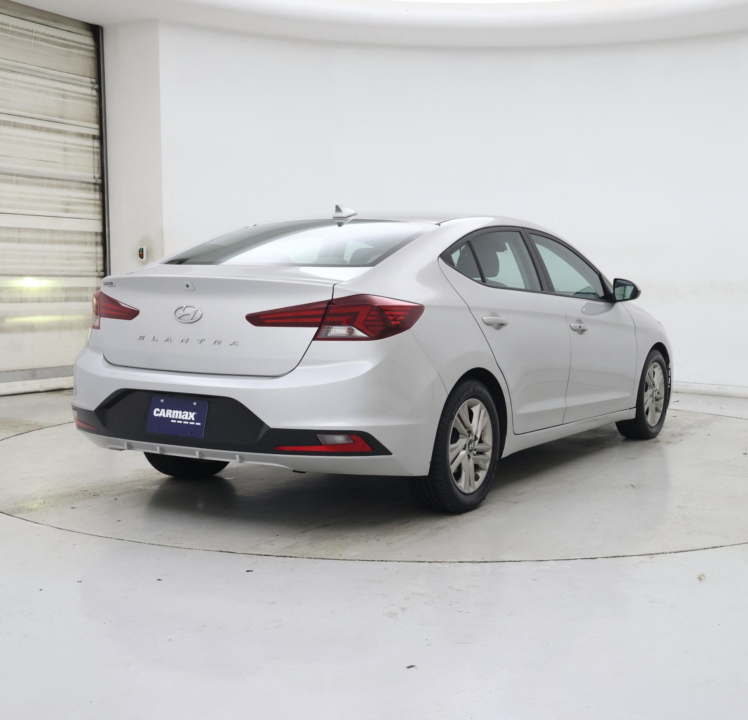 Thumbnail: 2019 Hyundai Elantra - 8