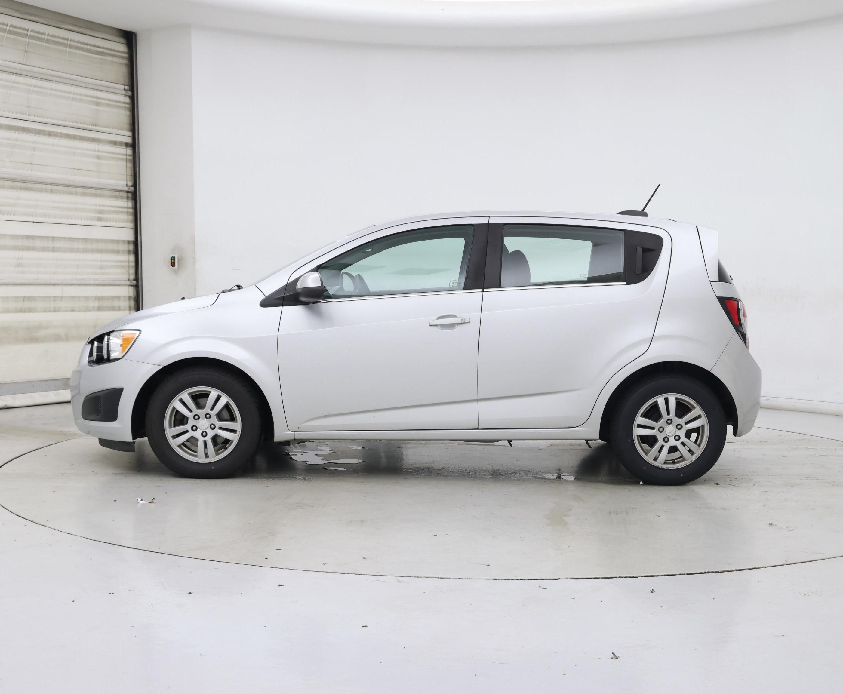 Thumbnail: 2015 Chevrolet Sonic - 3