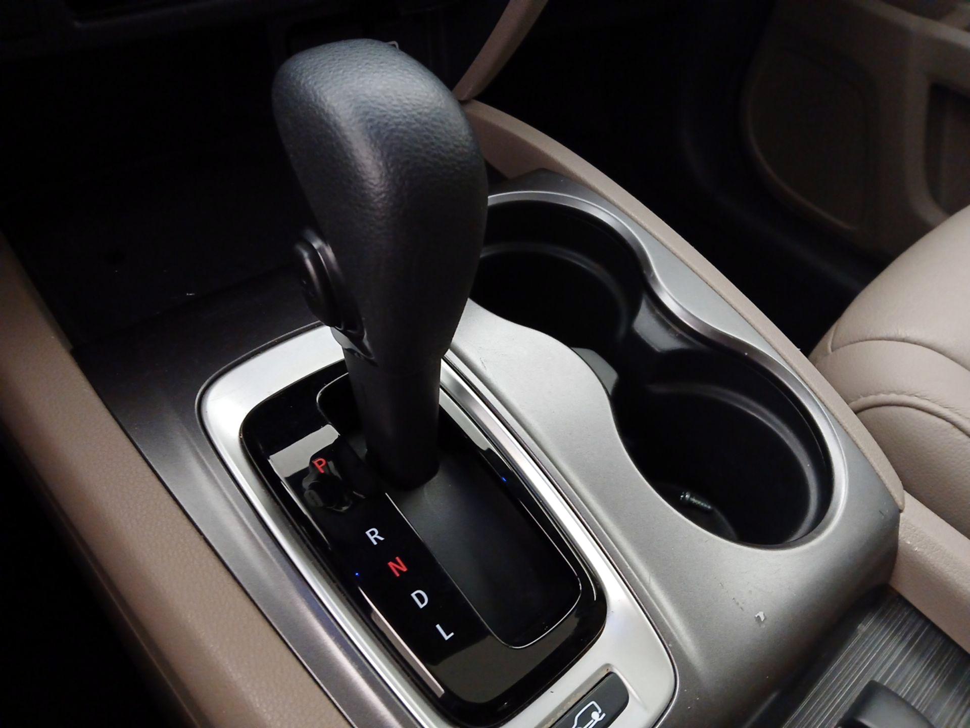 Thumbnail: 2019 Honda Pilot - 17