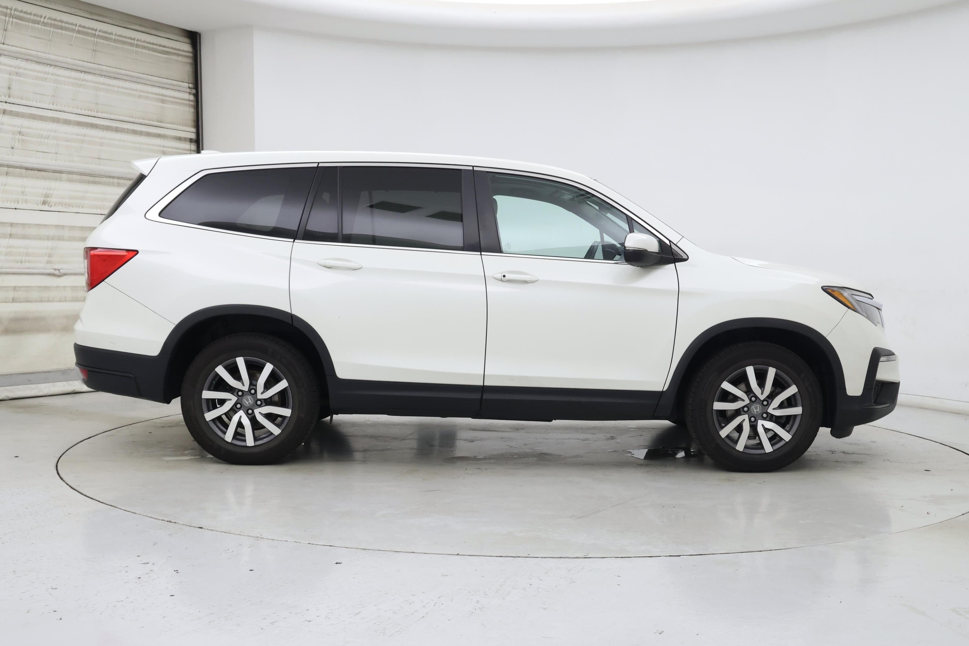 Thumbnail: 2019 Honda Pilot - 7
