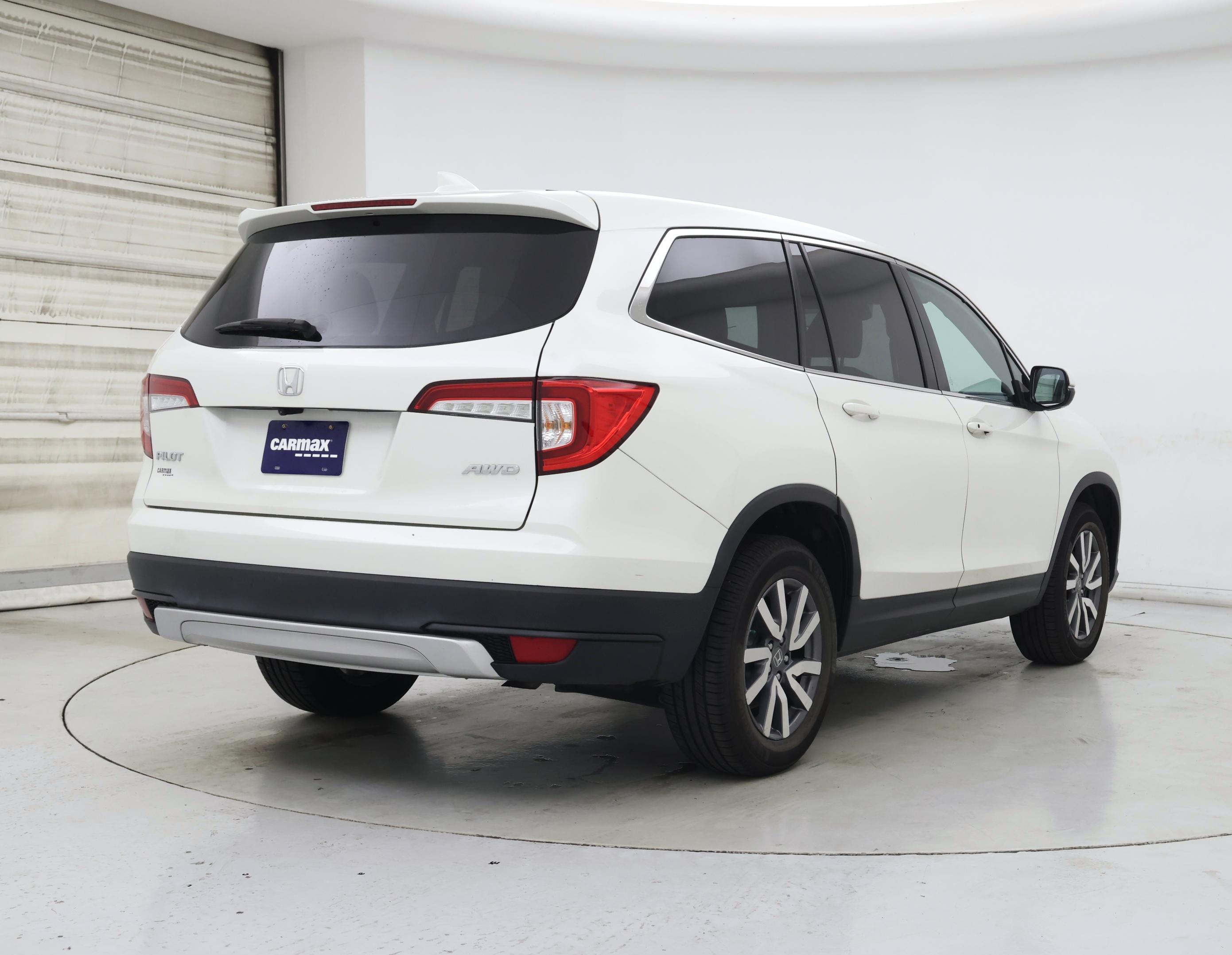 Thumbnail: 2019 Honda Pilot - 8