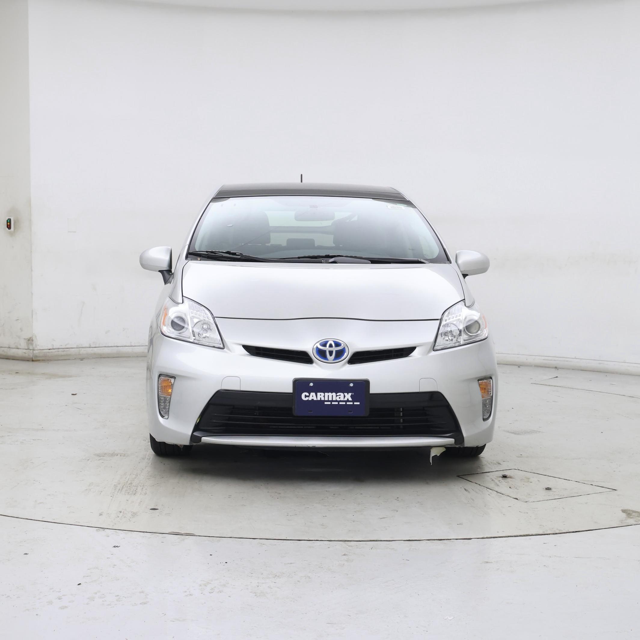 Thumbnail: 2014 Toyota Prius - 5
