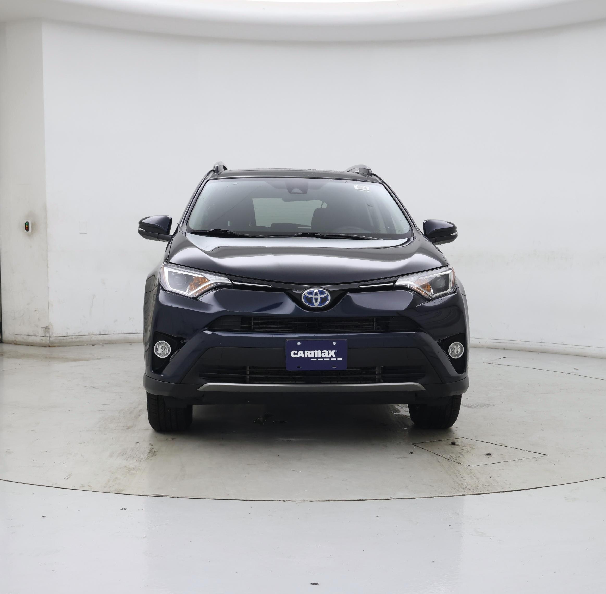 Thumbnail: 2017 Toyota RAV4 - 5