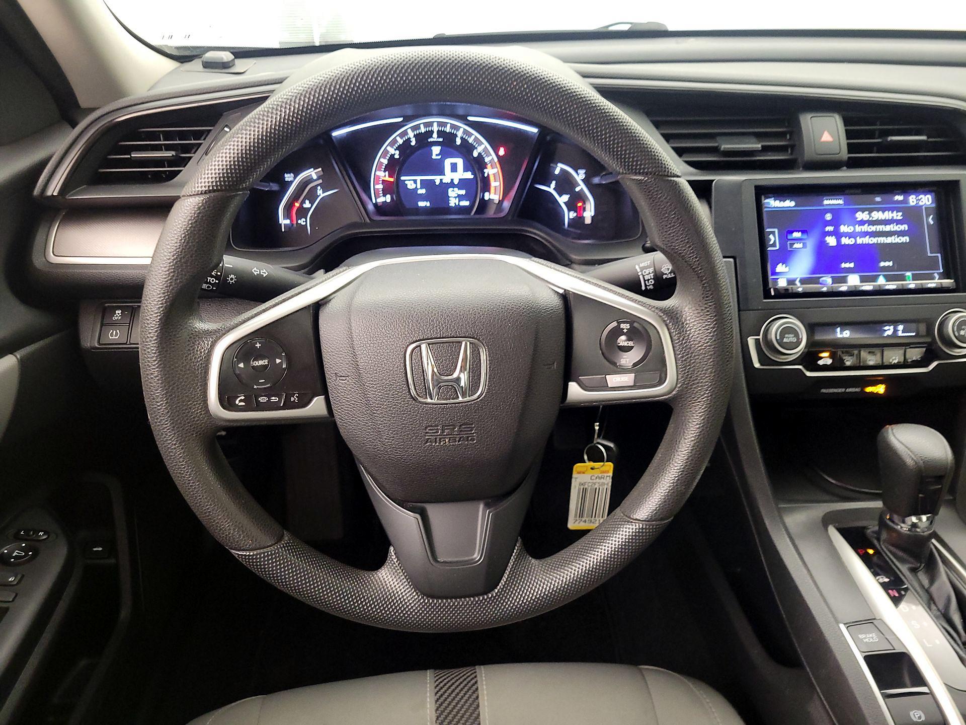 Thumbnail: 2017 Honda Civic - 10