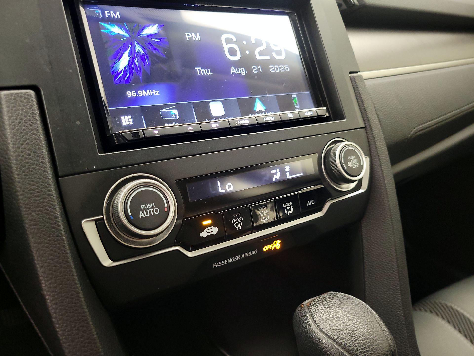 Thumbnail: 2017 Honda Civic - 16