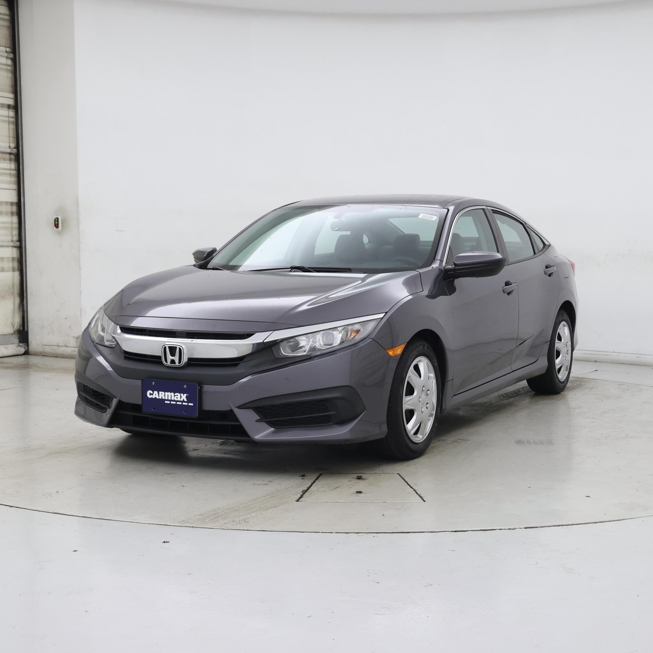 Thumbnail: 2017 Honda Civic - 4