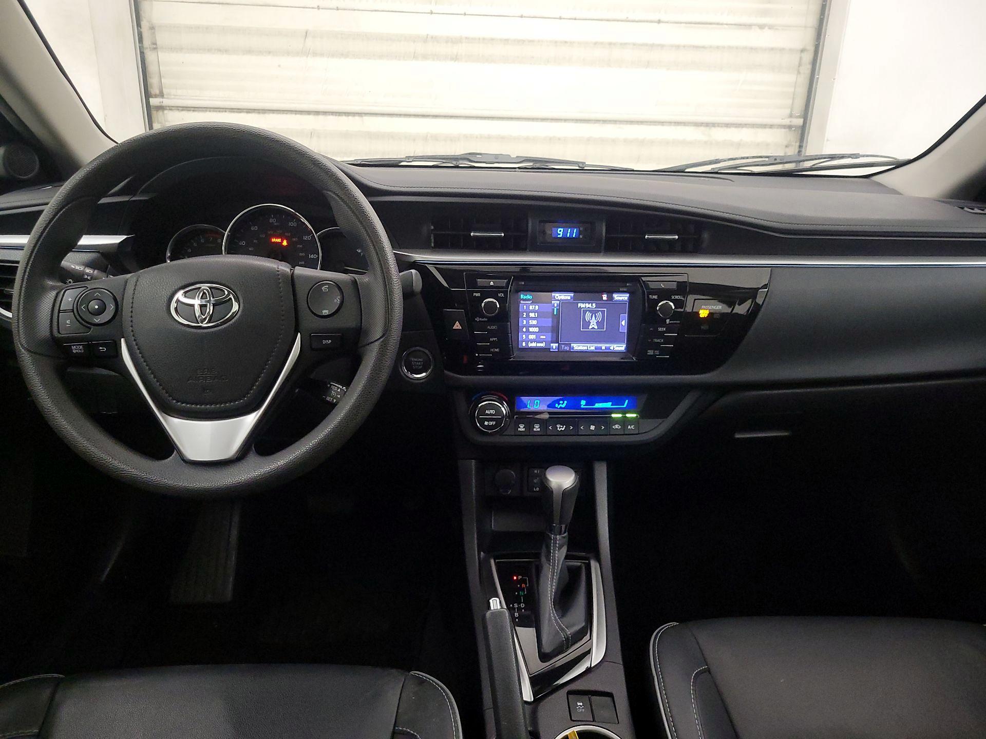 Thumbnail: 2014 Toyota Corolla - 9