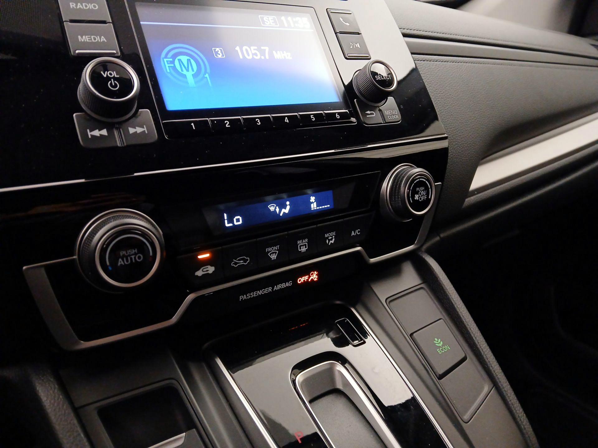 Thumbnail: 2017 Honda CR-V - 16