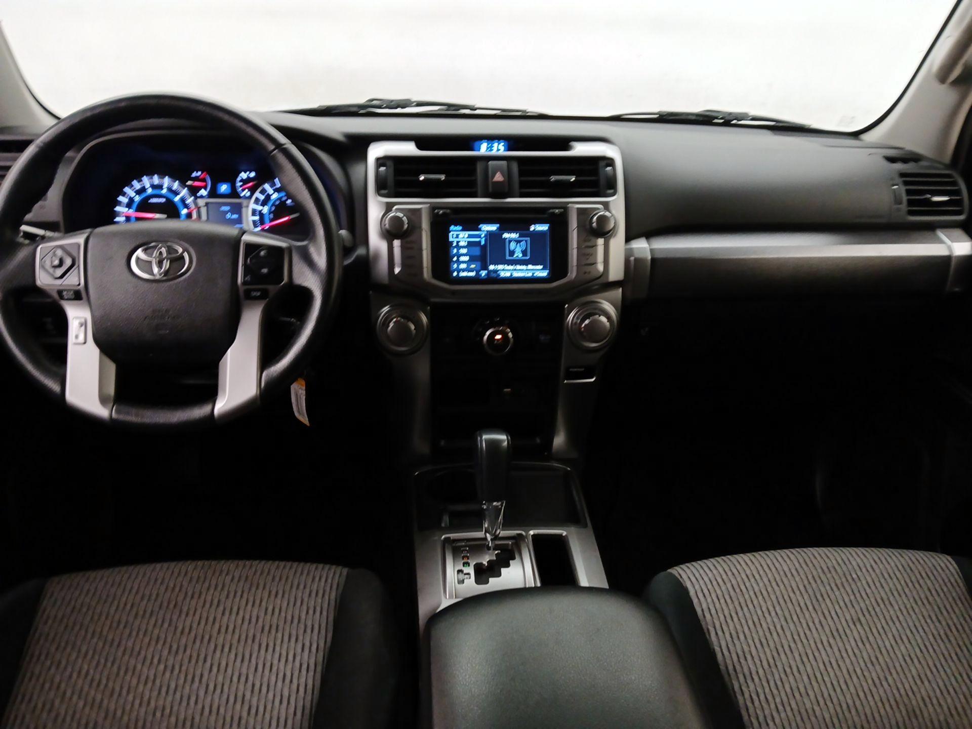 Thumbnail: 2017 Toyota 4Runner - 9