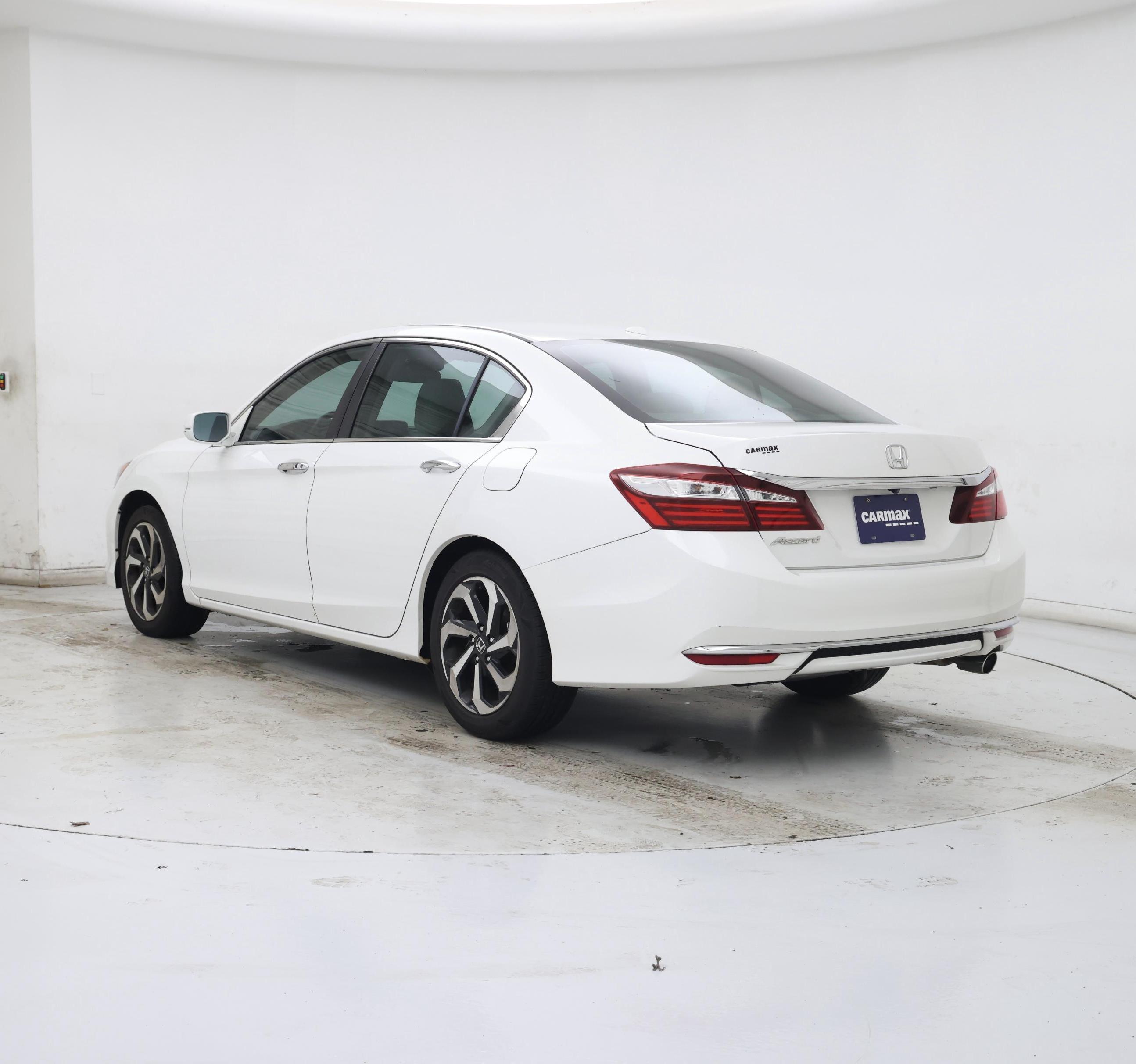 Thumbnail: 2016 Honda Accord - 2