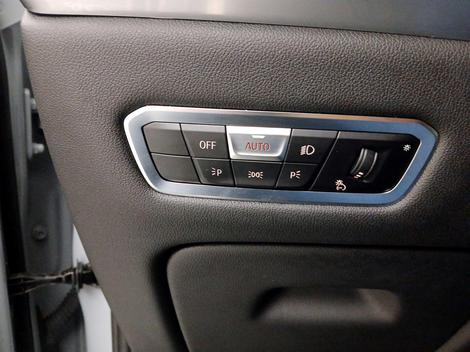 Thumbnail: 2023 BMW X7 - 13
