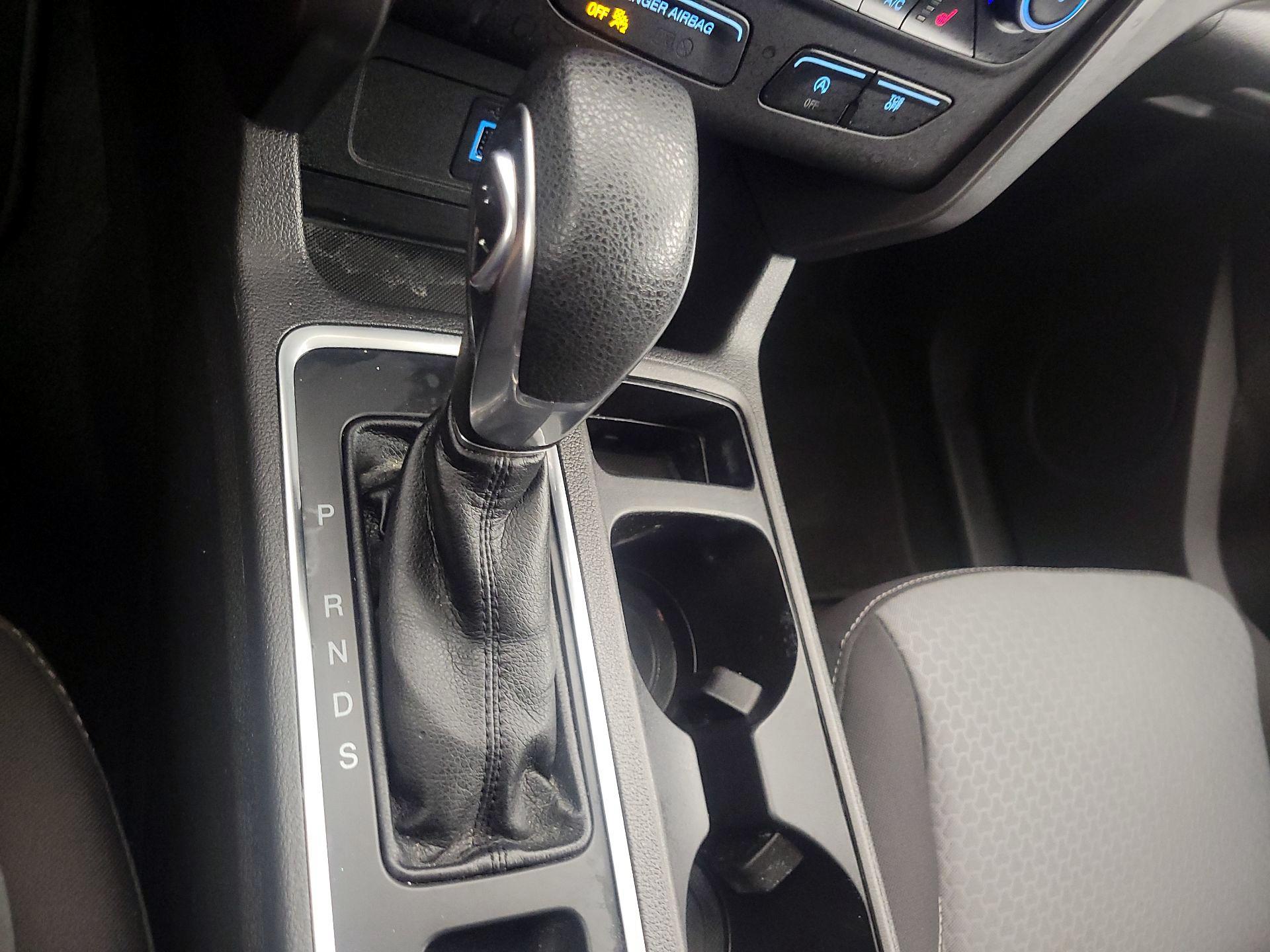 Thumbnail: 2018 Ford Escape - 17