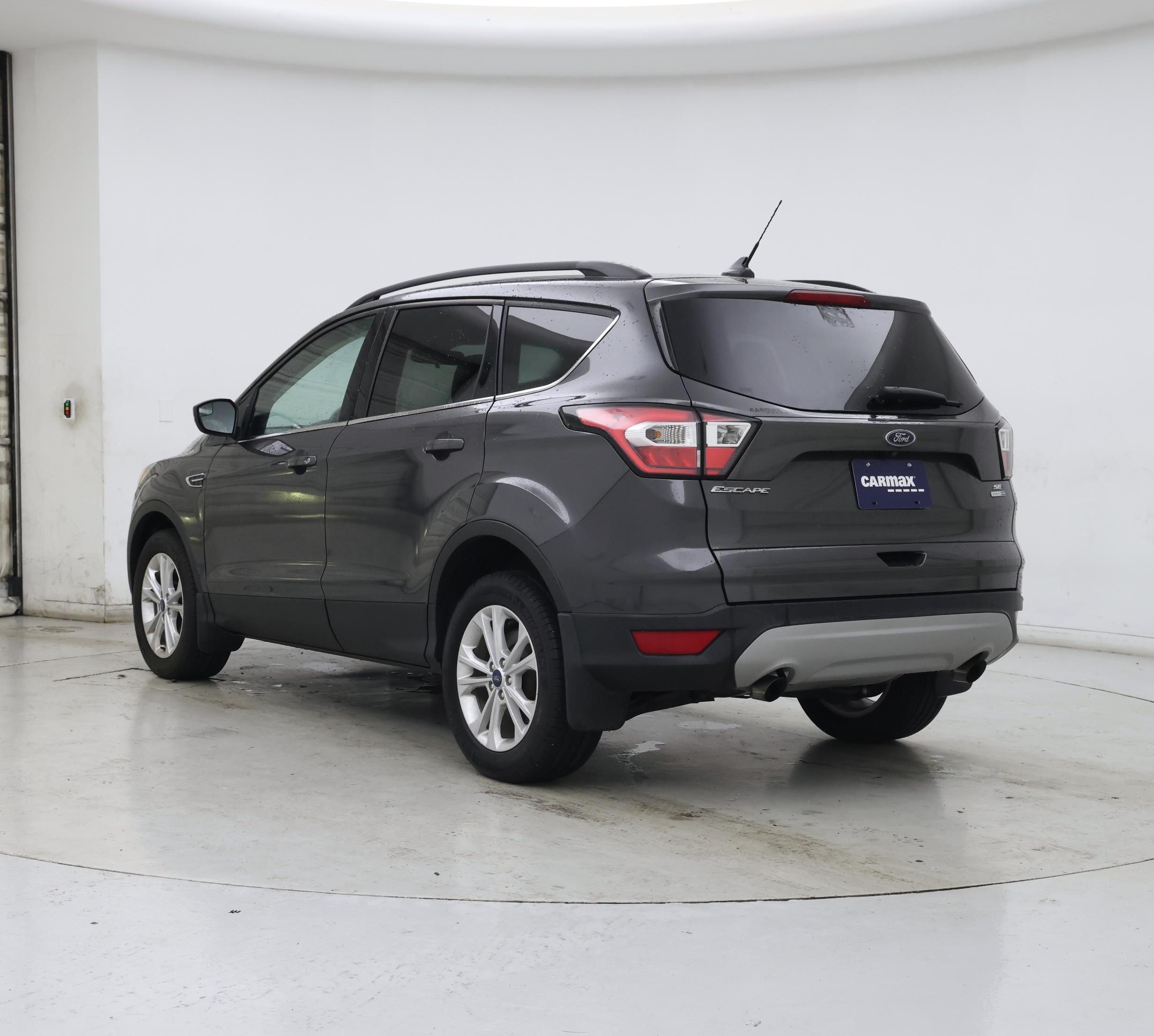 Thumbnail: 2018 Ford Escape - 2