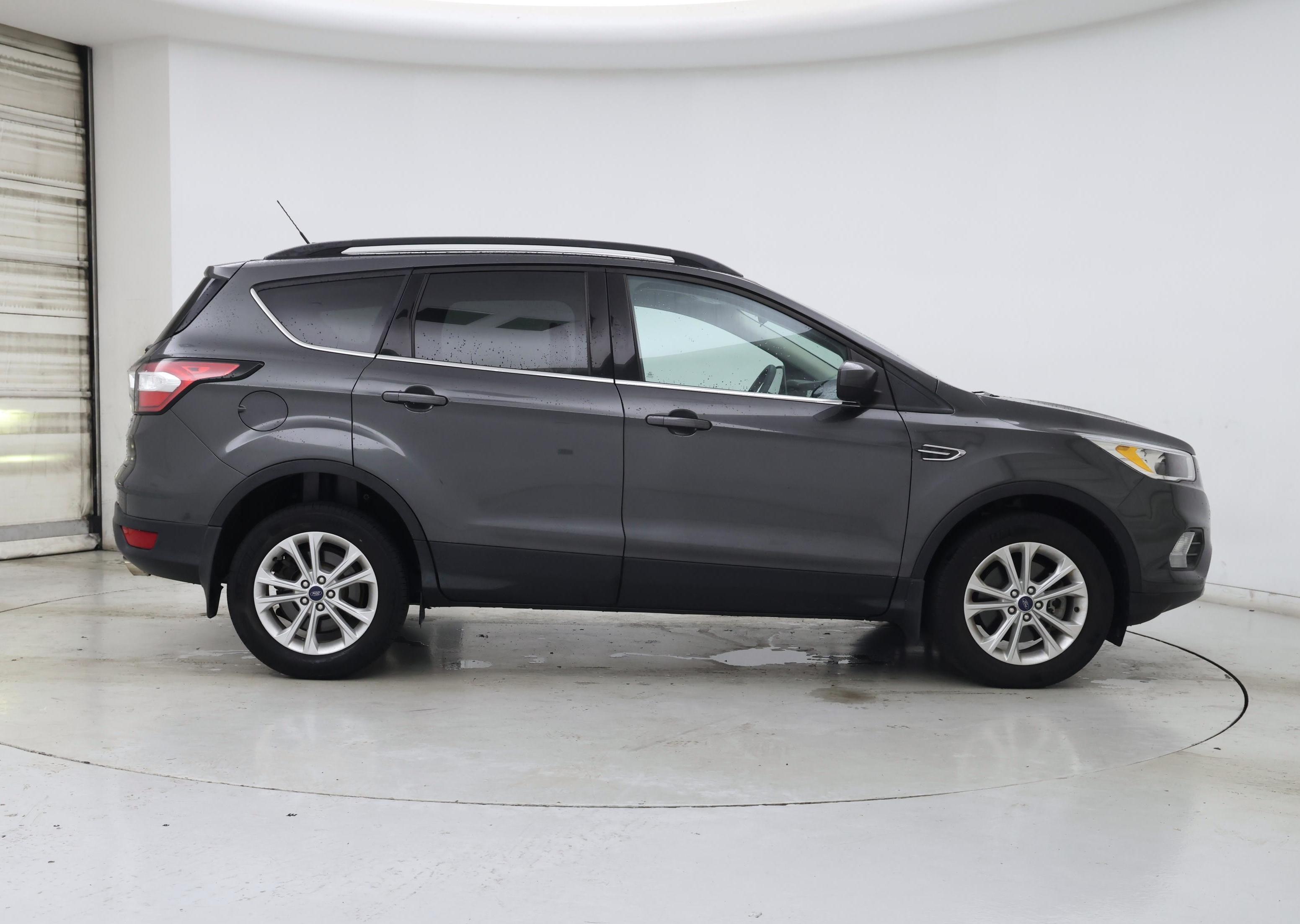 Thumbnail: 2018 Ford Escape - 7