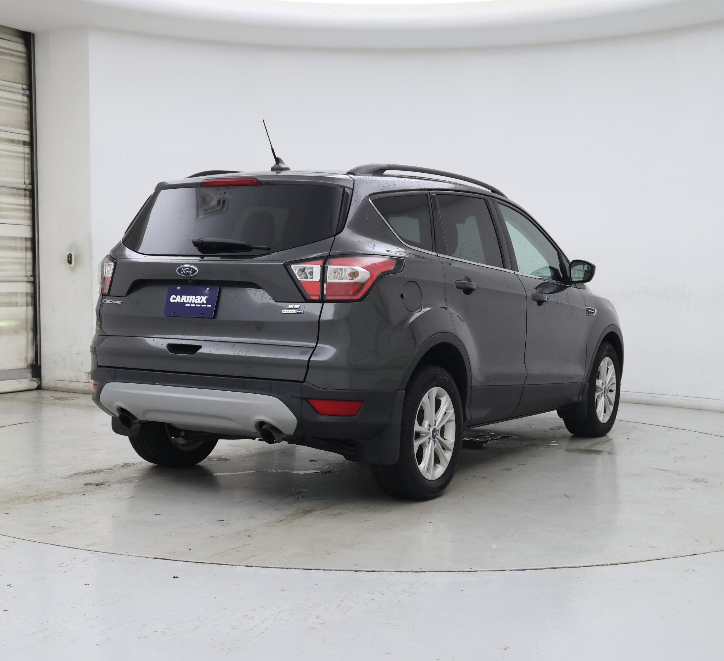Thumbnail: 2018 Ford Escape - 8