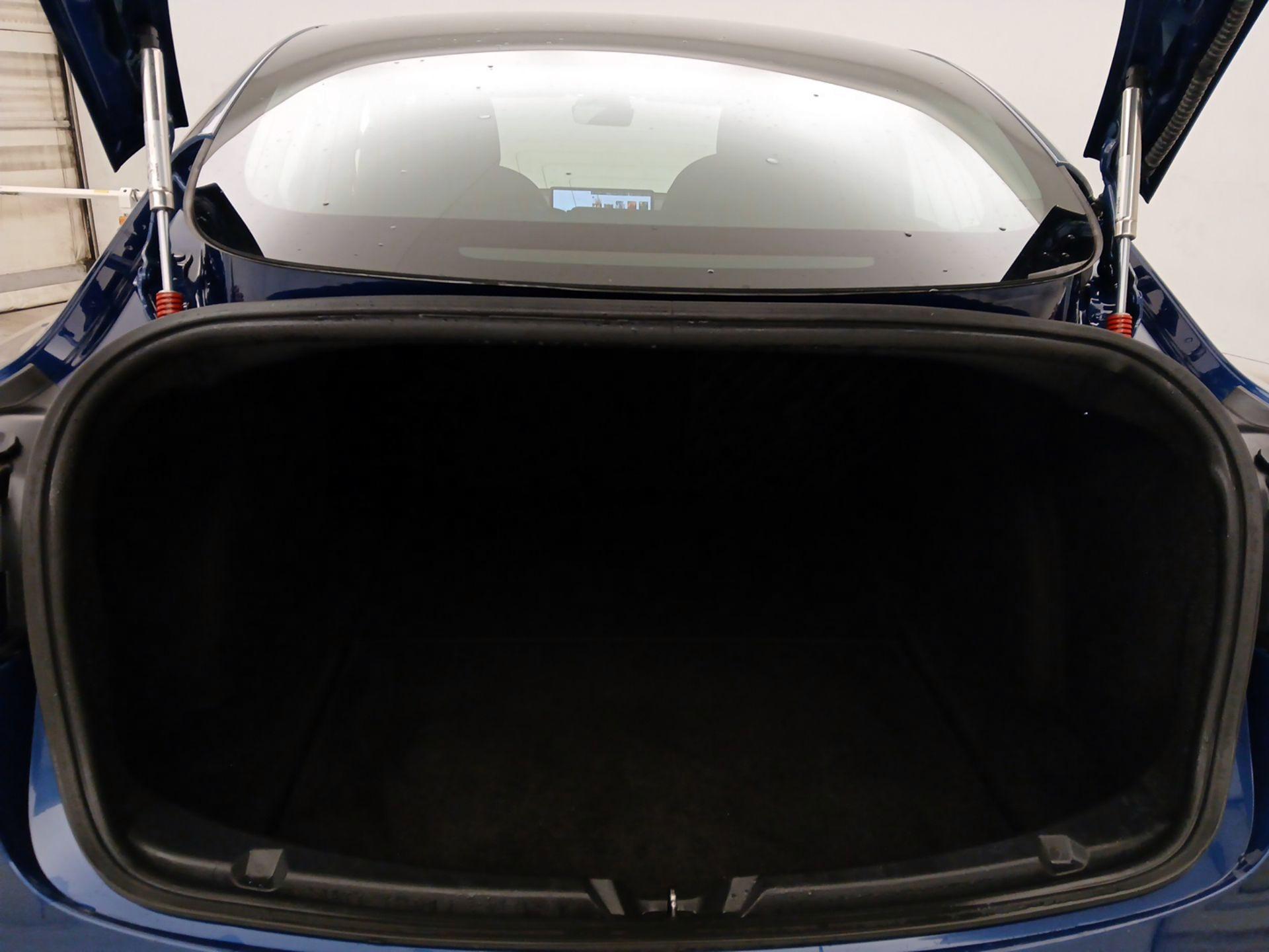 Thumbnail: 2020 Tesla Model 3 - 19