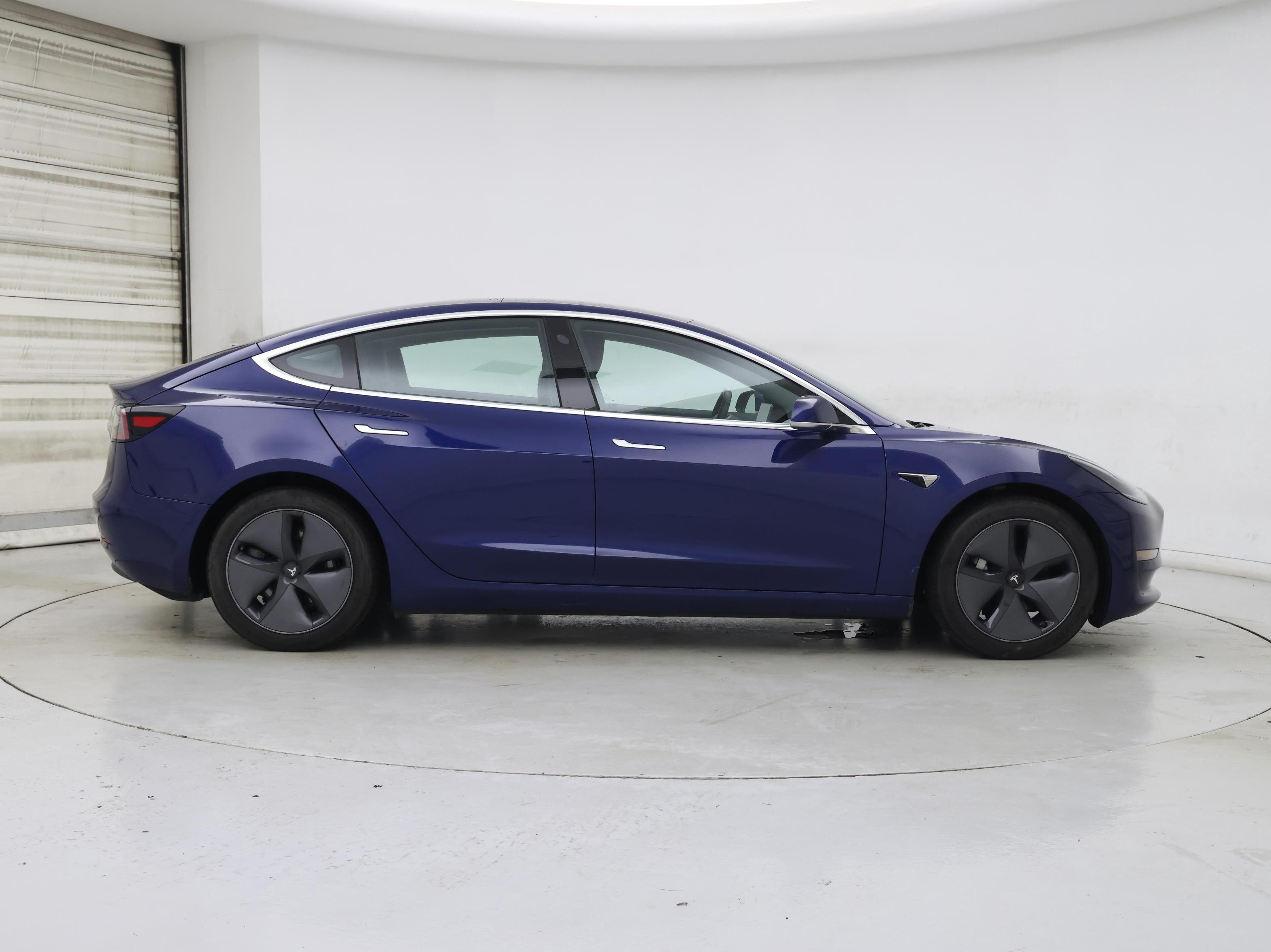 Thumbnail: 2020 Tesla Model 3 - 7