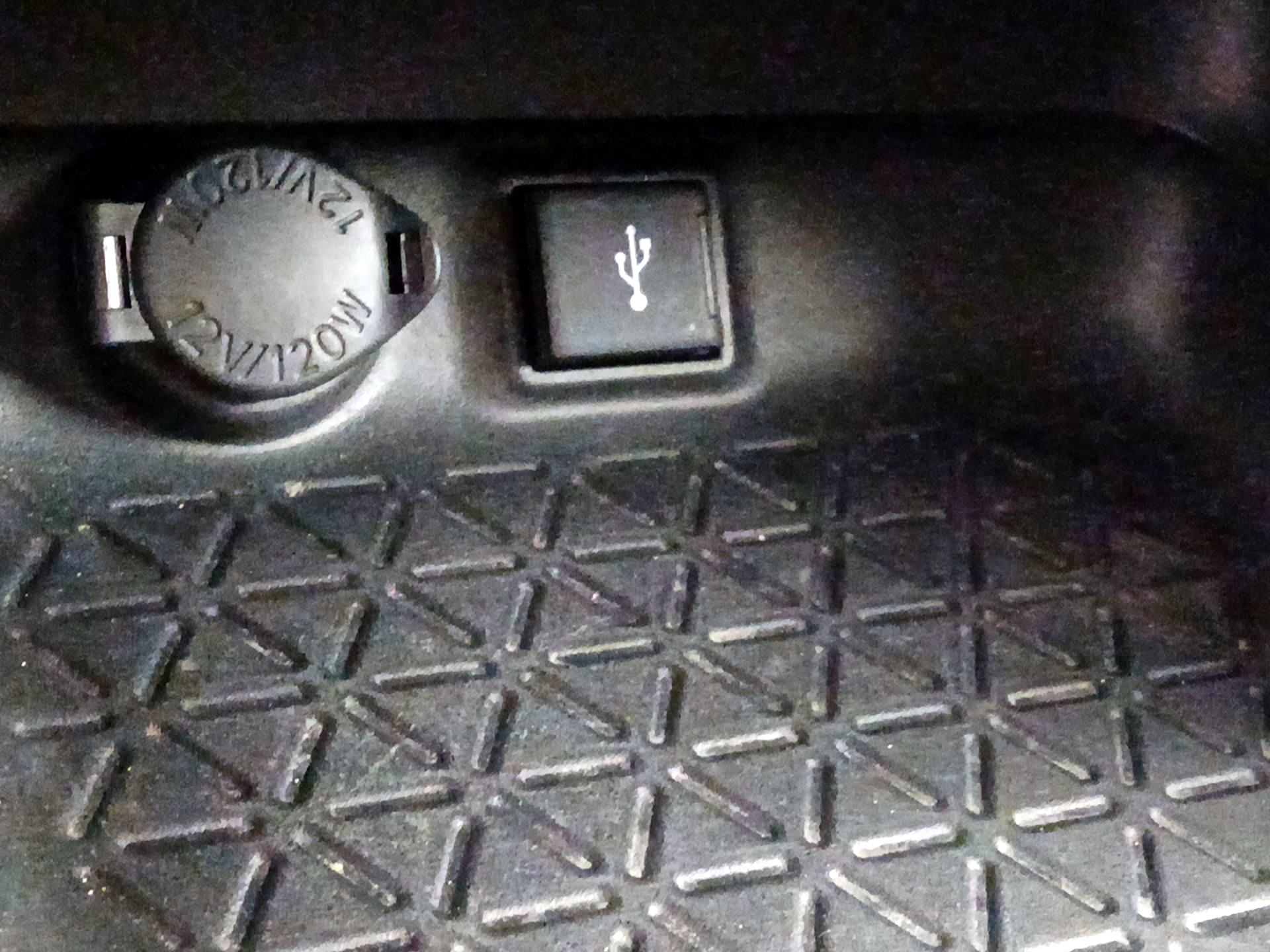 Thumbnail: 2021 Toyota RAV4 - 18