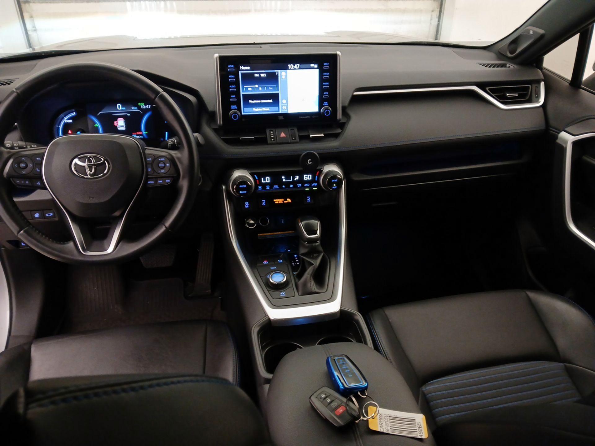 Thumbnail: 2021 Toyota RAV4 - 9