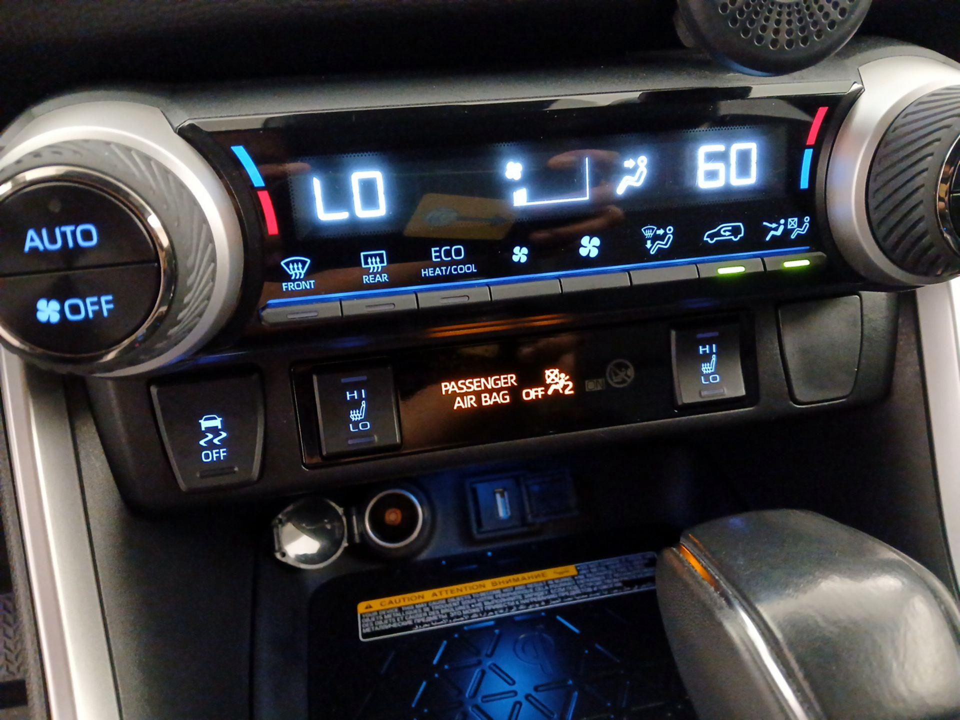 Thumbnail: 2021 Toyota RAV4 - 16