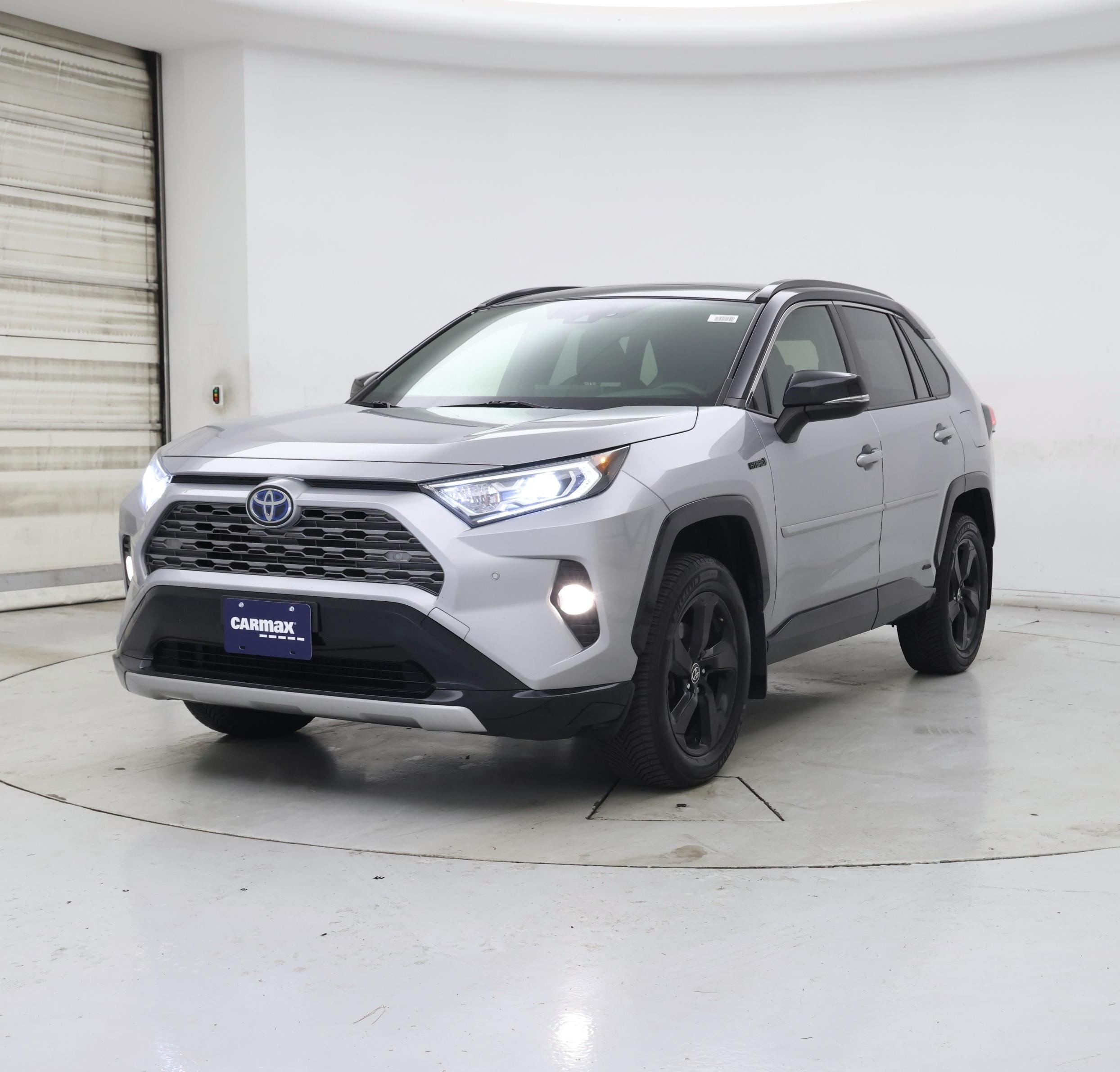 Thumbnail: 2021 Toyota RAV4 - 4