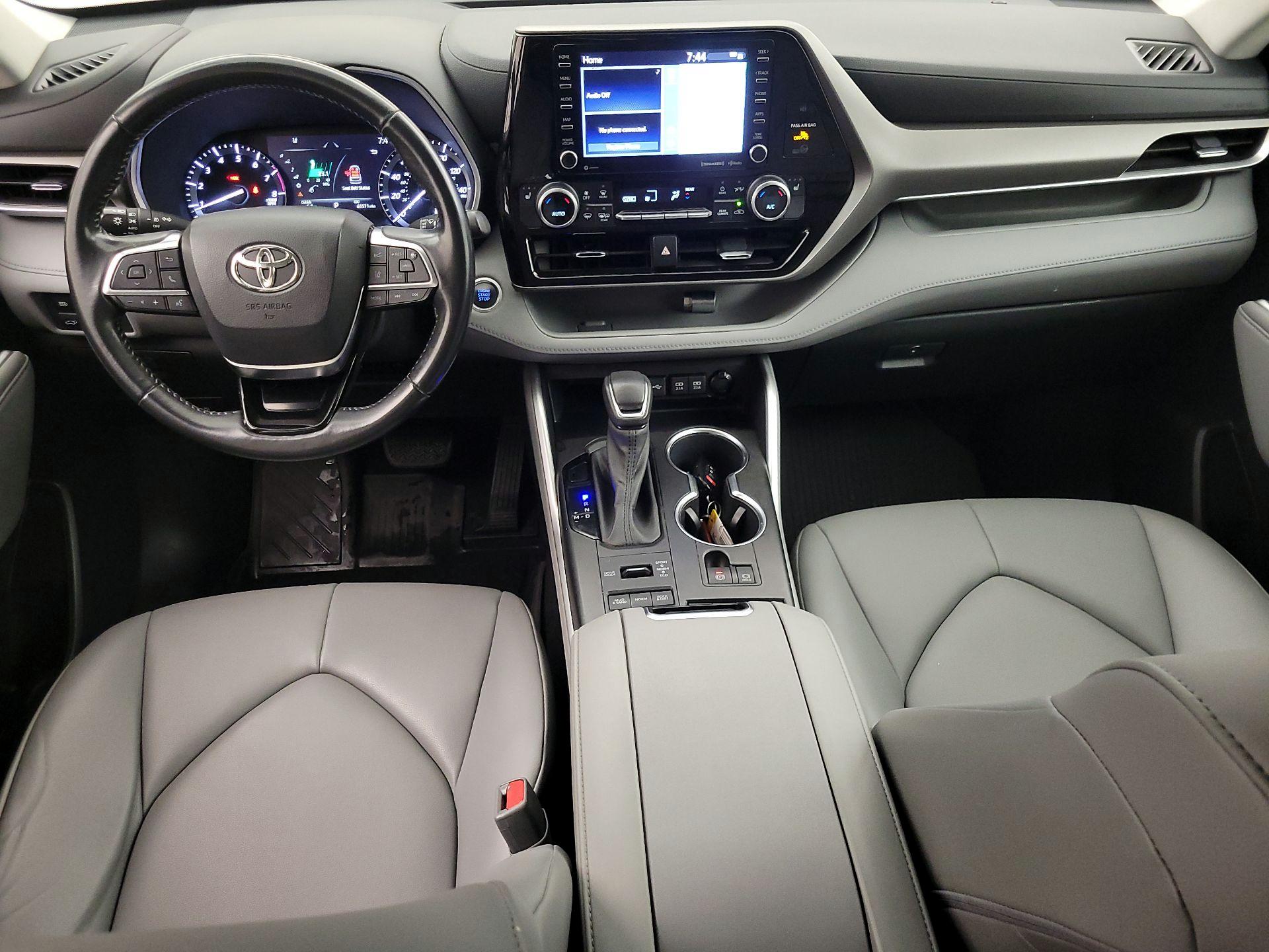 Thumbnail: 2021 Toyota Highlander - 9