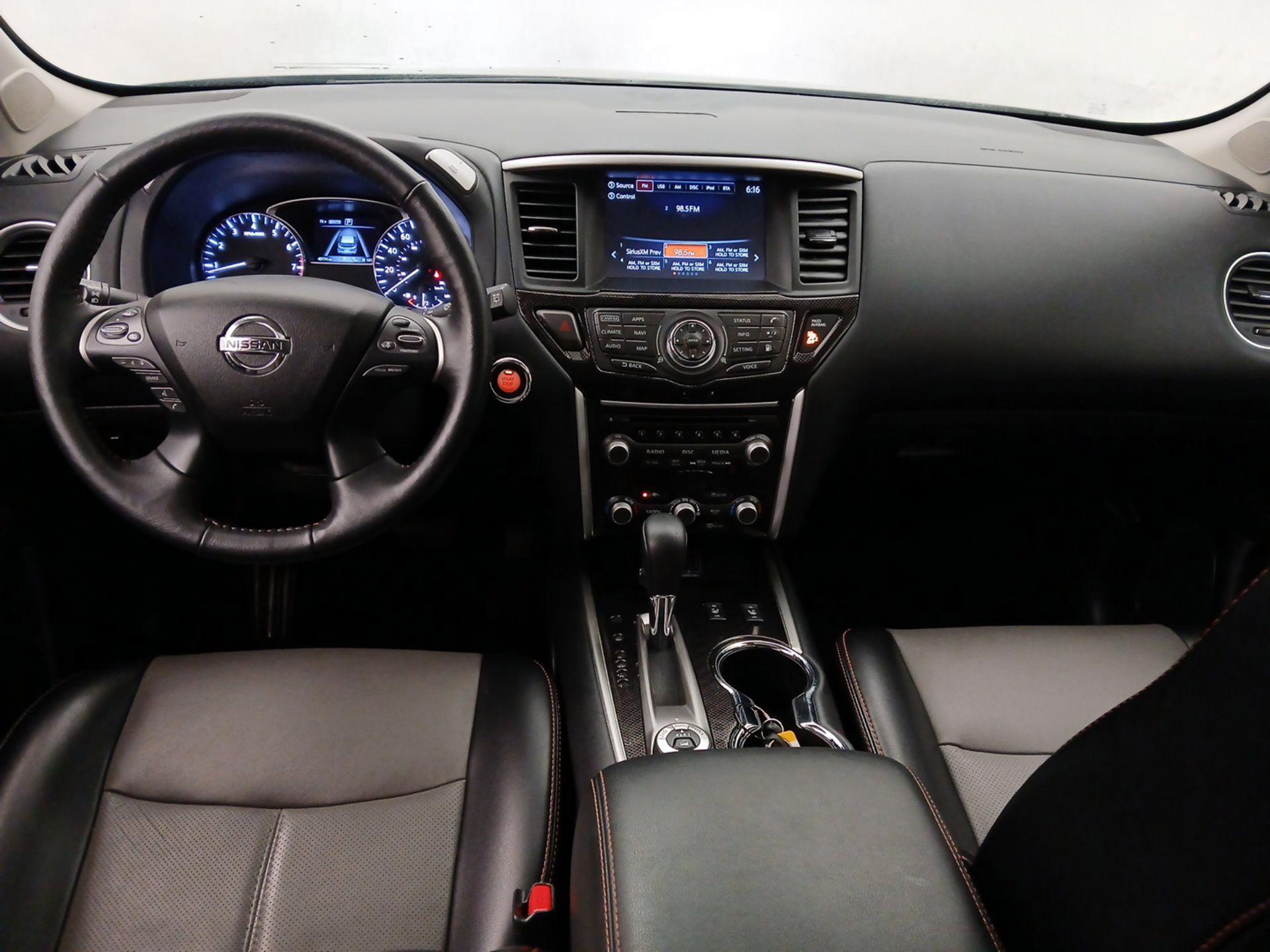 Thumbnail: 2020 Nissan Pathfinder - 9