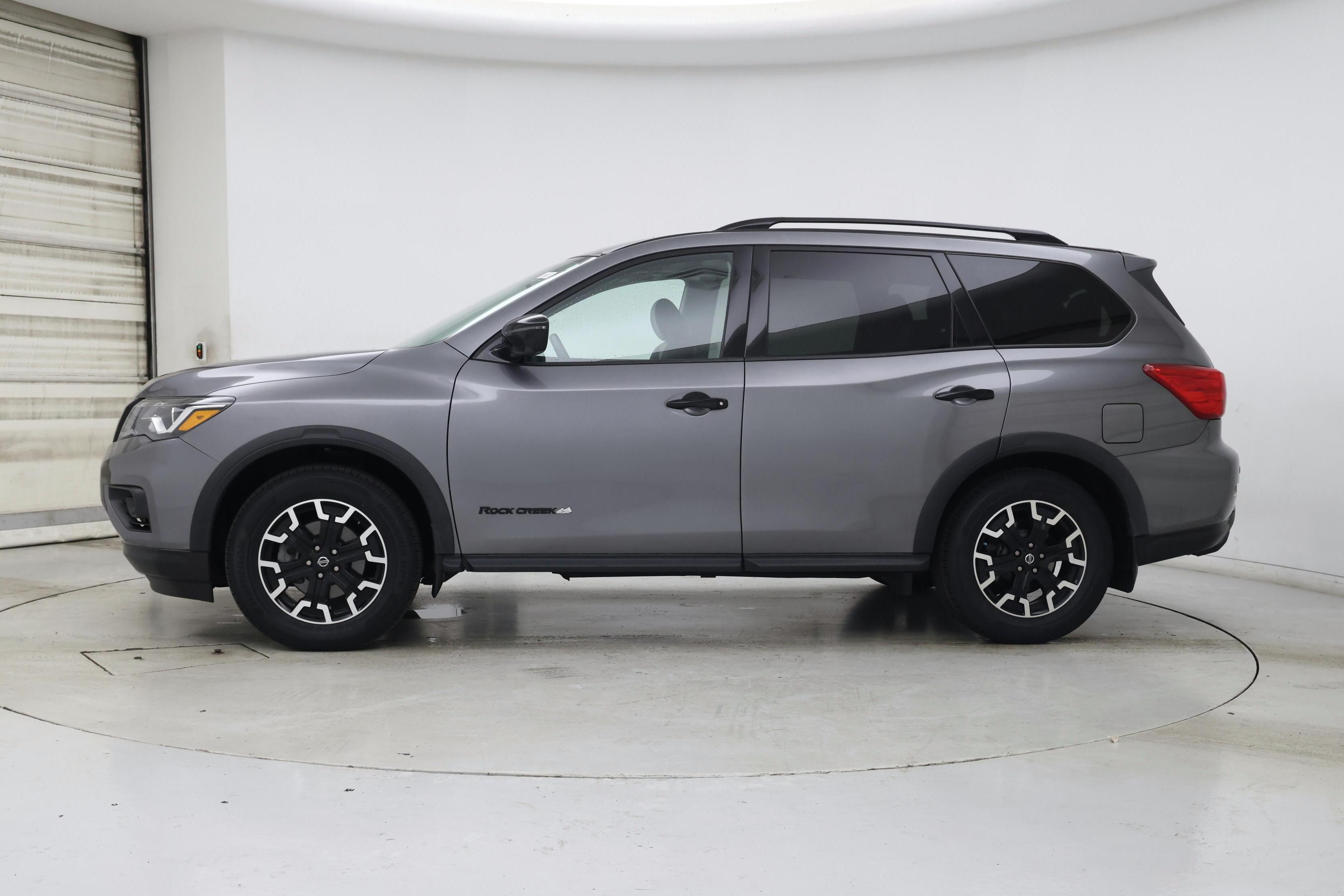 Thumbnail: 2020 Nissan Pathfinder - 3