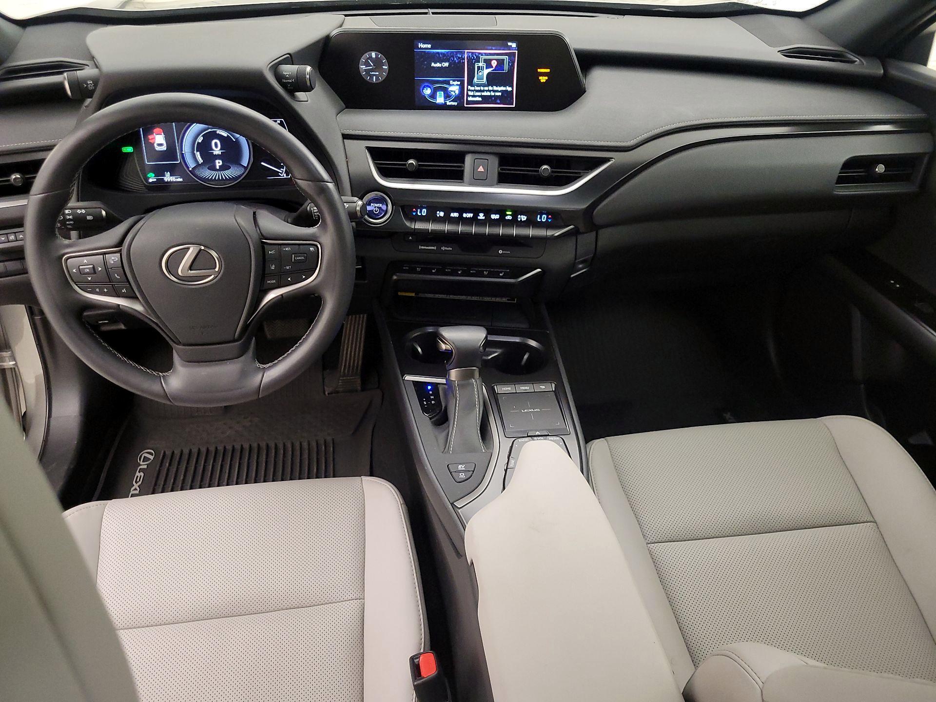 Thumbnail: 2021 Lexus UX - 9