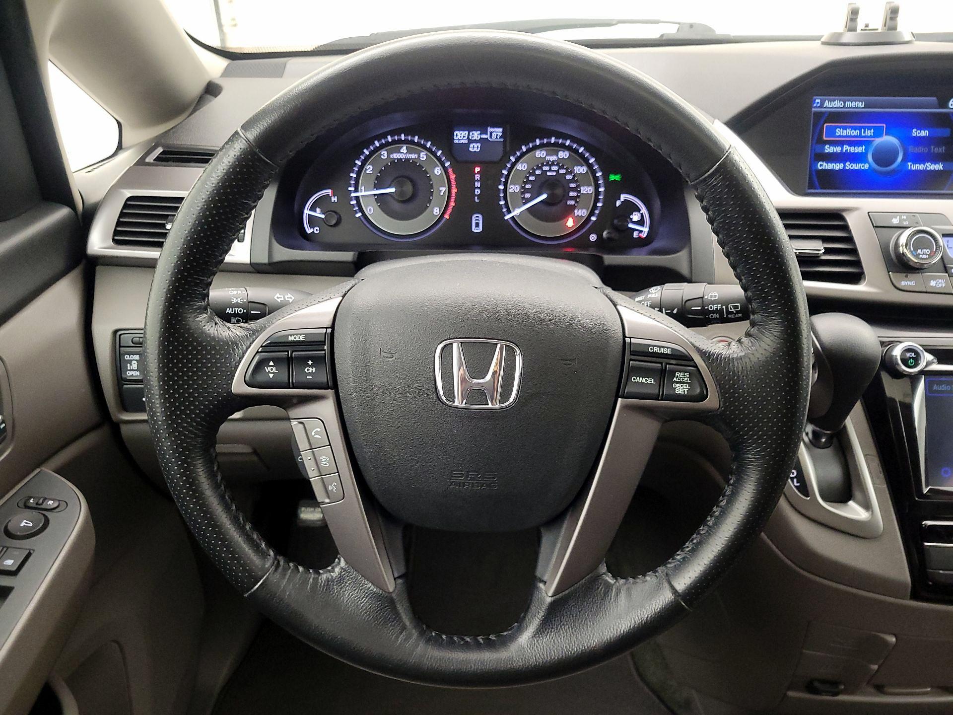 Thumbnail: 2015 Honda Odyssey - 10