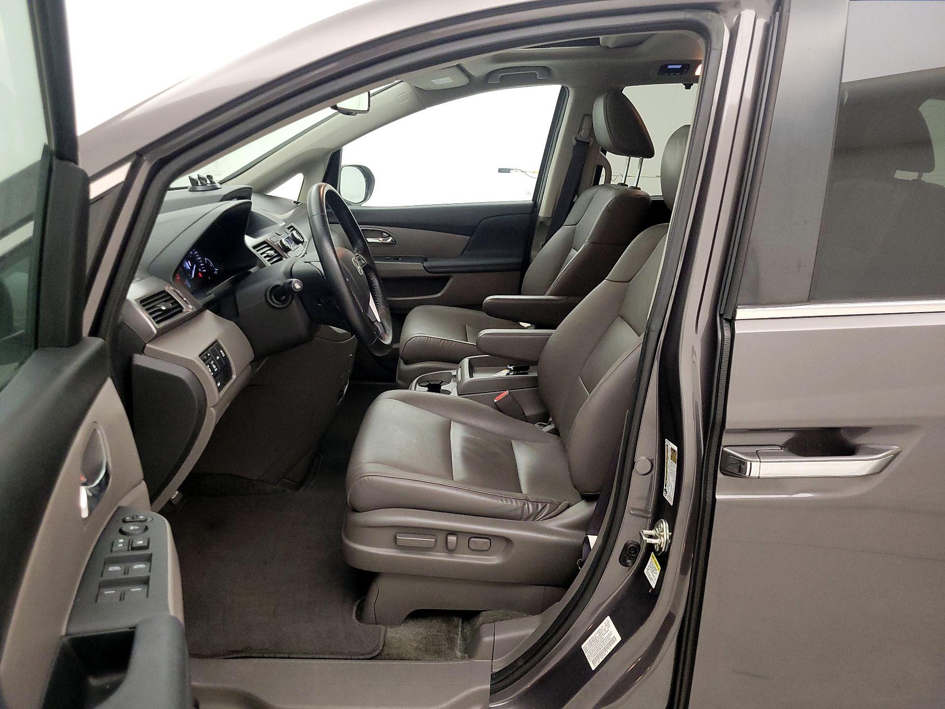 Thumbnail: 2015 Honda Odyssey - 11