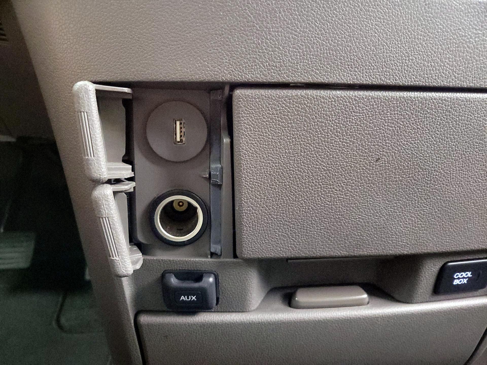 Thumbnail: 2015 Honda Odyssey - 18