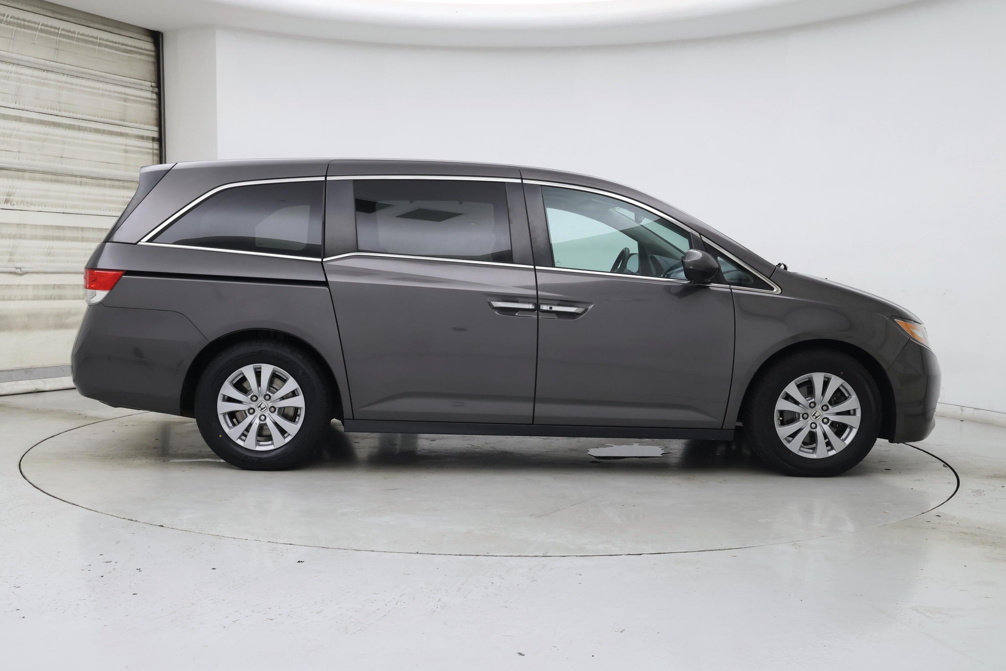 Thumbnail: 2015 Honda Odyssey - 7