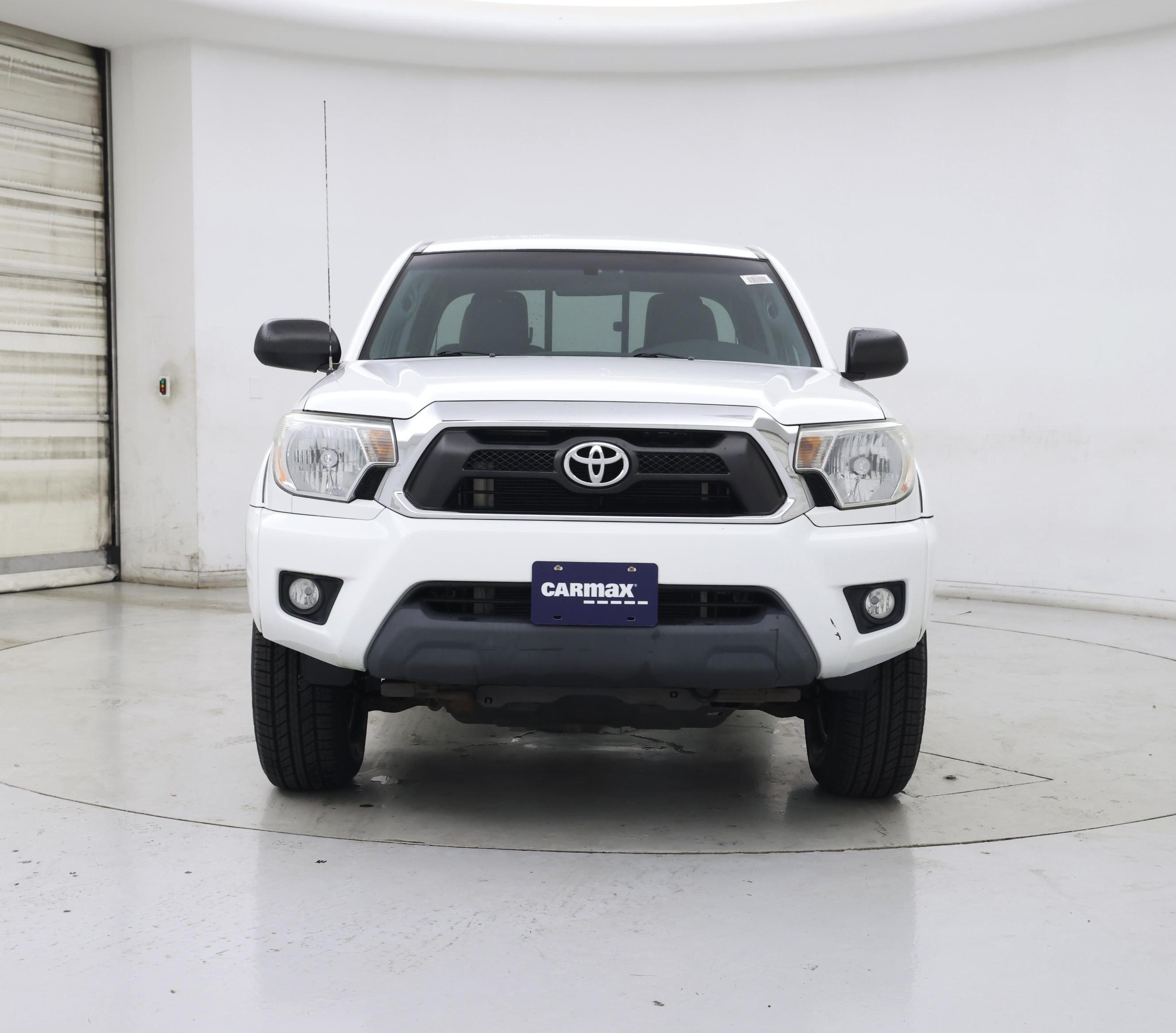 Thumbnail: 2015 Toyota Tacoma - 5