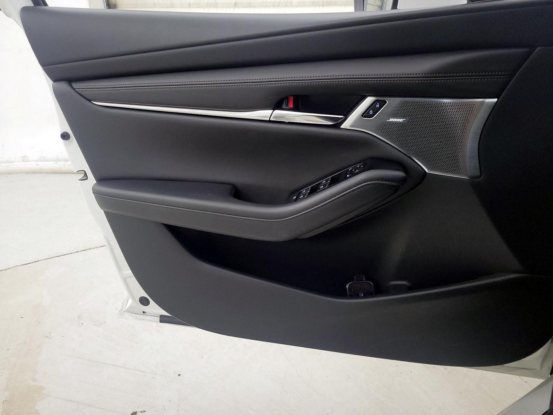 Thumbnail: 2019 Mazda Mazda3 - 12