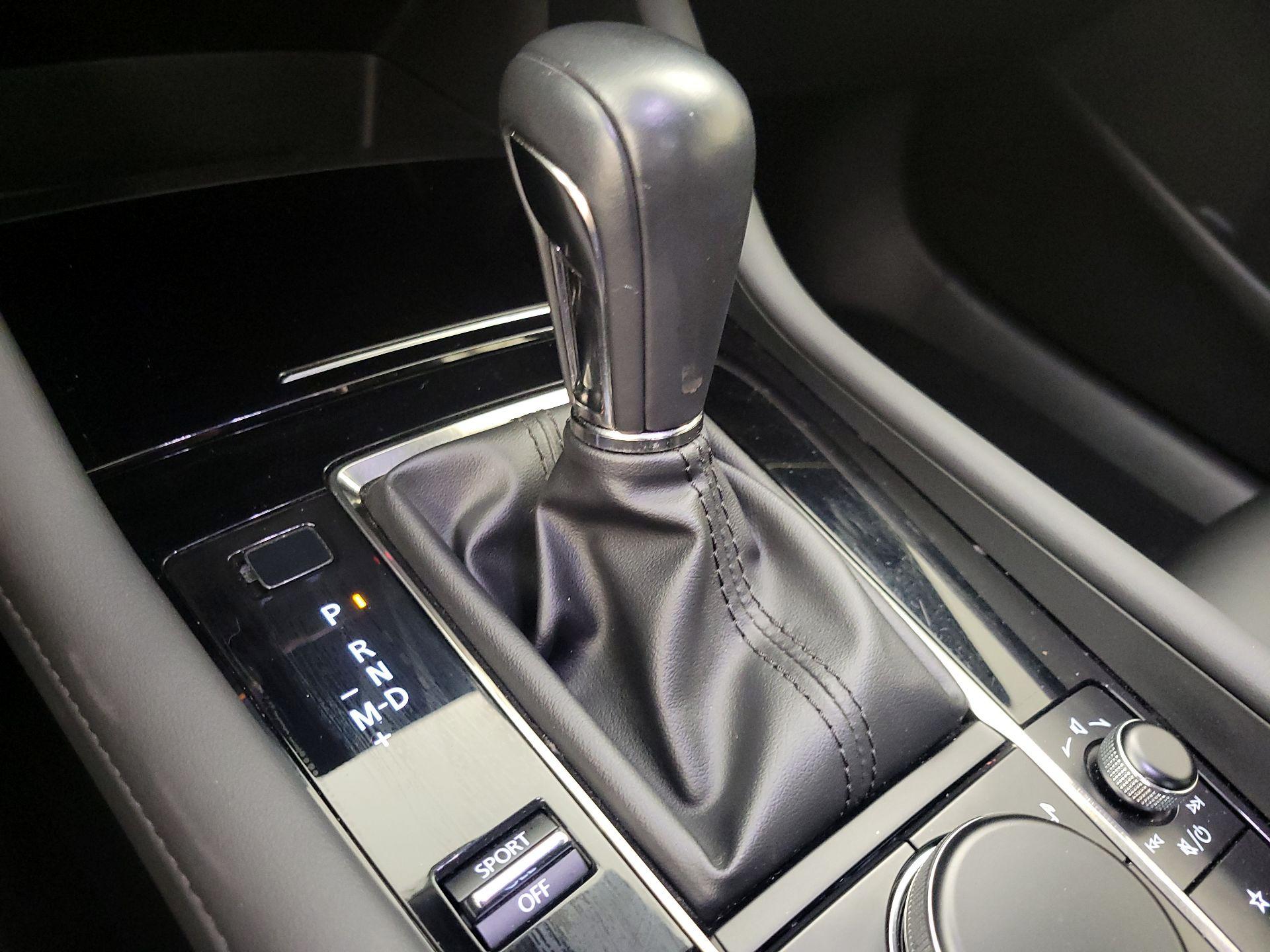 Thumbnail: 2019 Mazda Mazda3 - 17