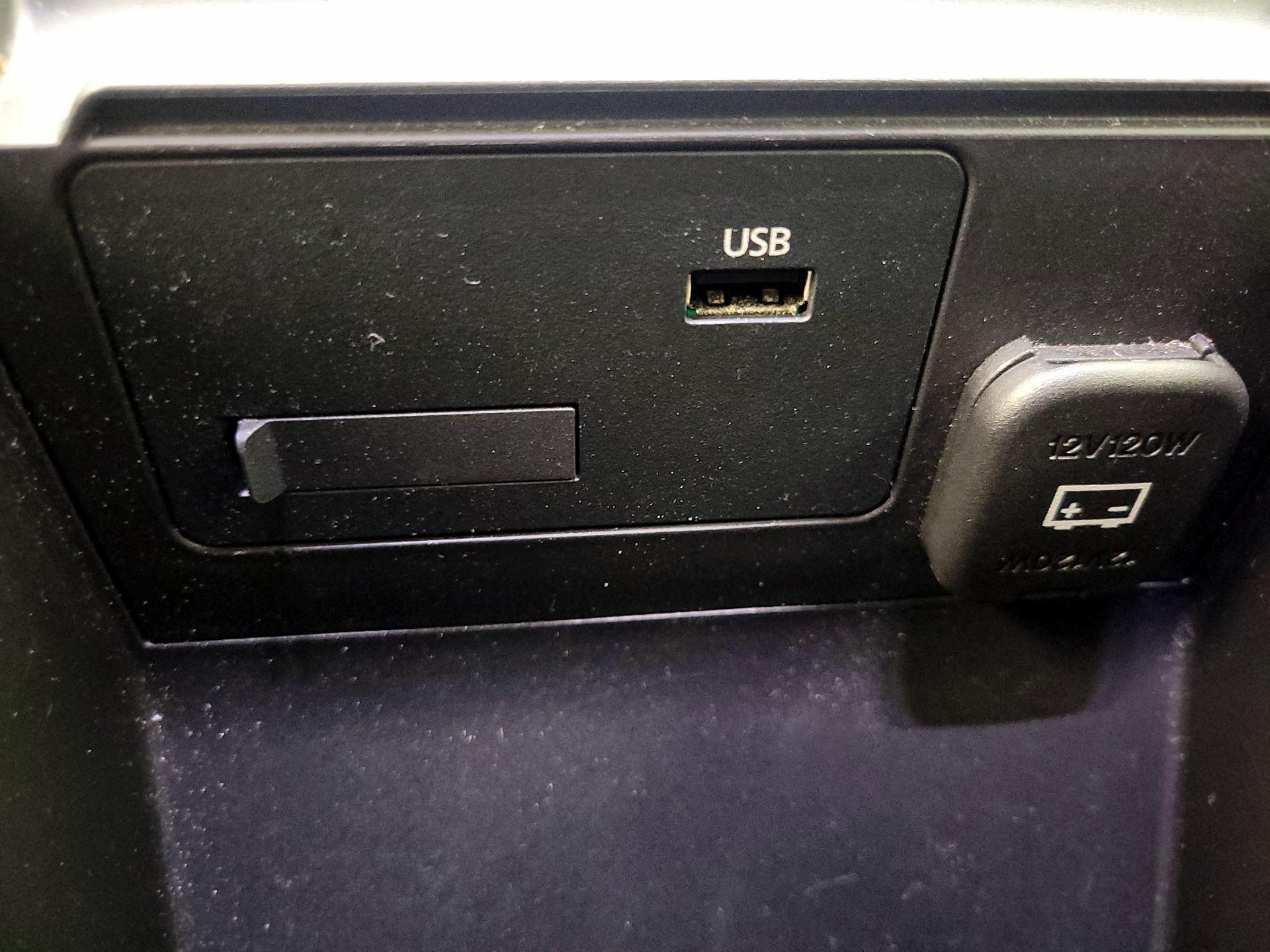 Thumbnail: 2019 Mazda Mazda3 - 18