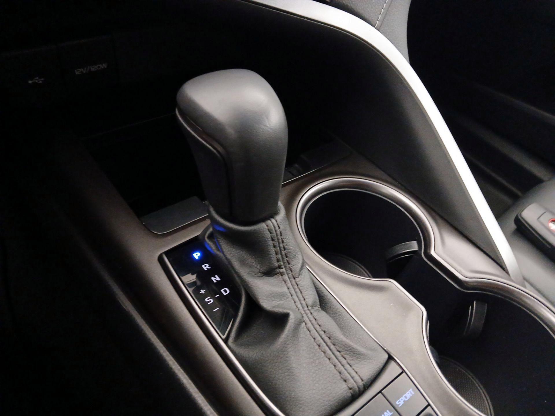 Thumbnail: 2024 Toyota Camry - 17
