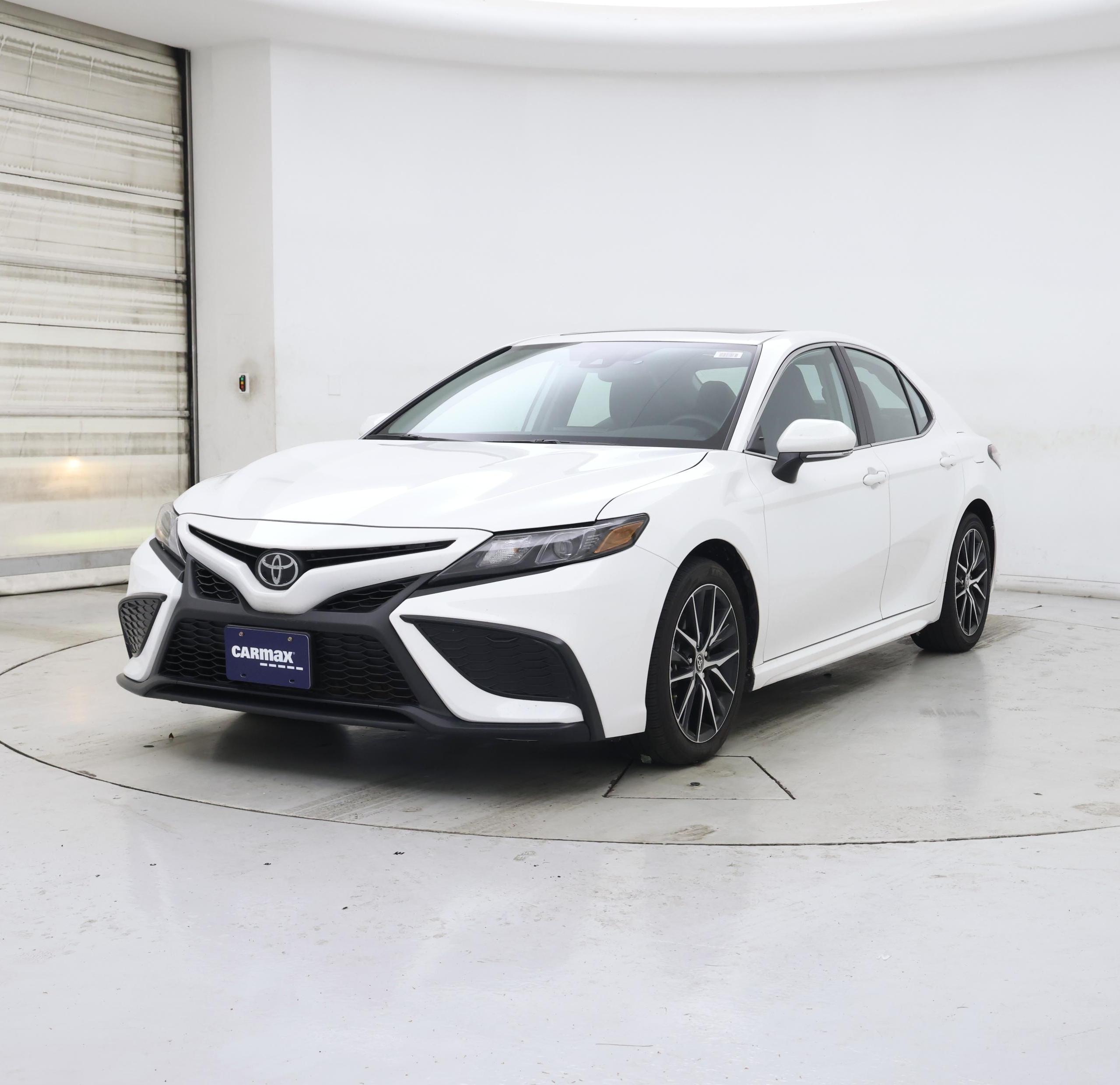 Thumbnail: 2024 Toyota Camry - 4