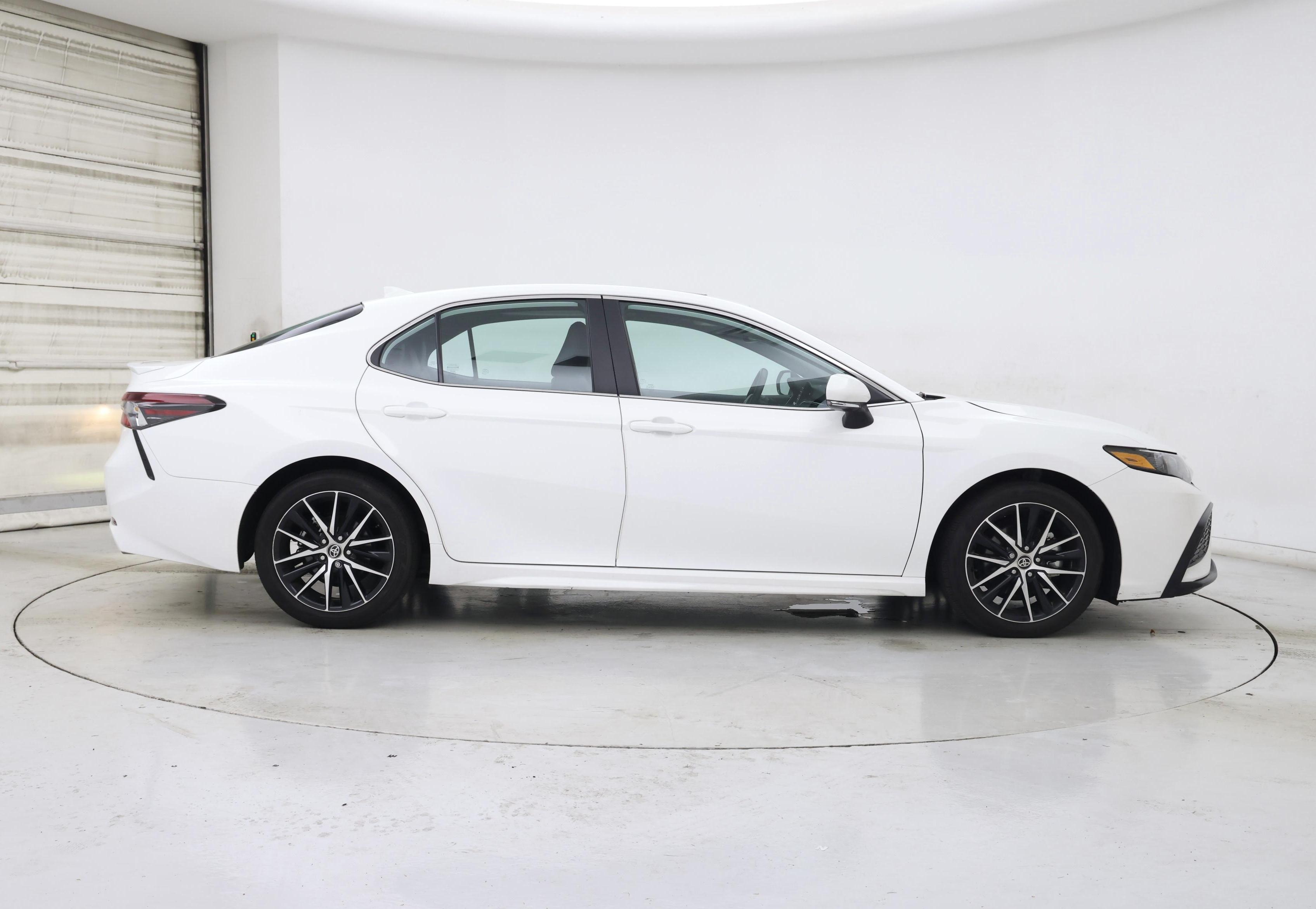 Thumbnail: 2024 Toyota Camry - 7