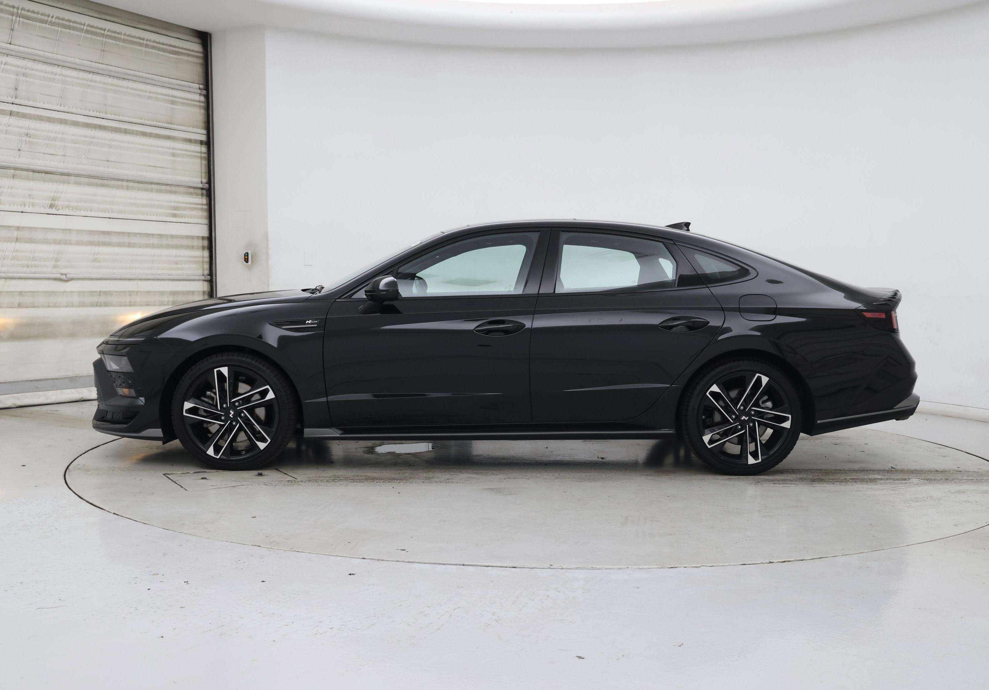 Thumbnail: 2024 Hyundai Sonata - 3
