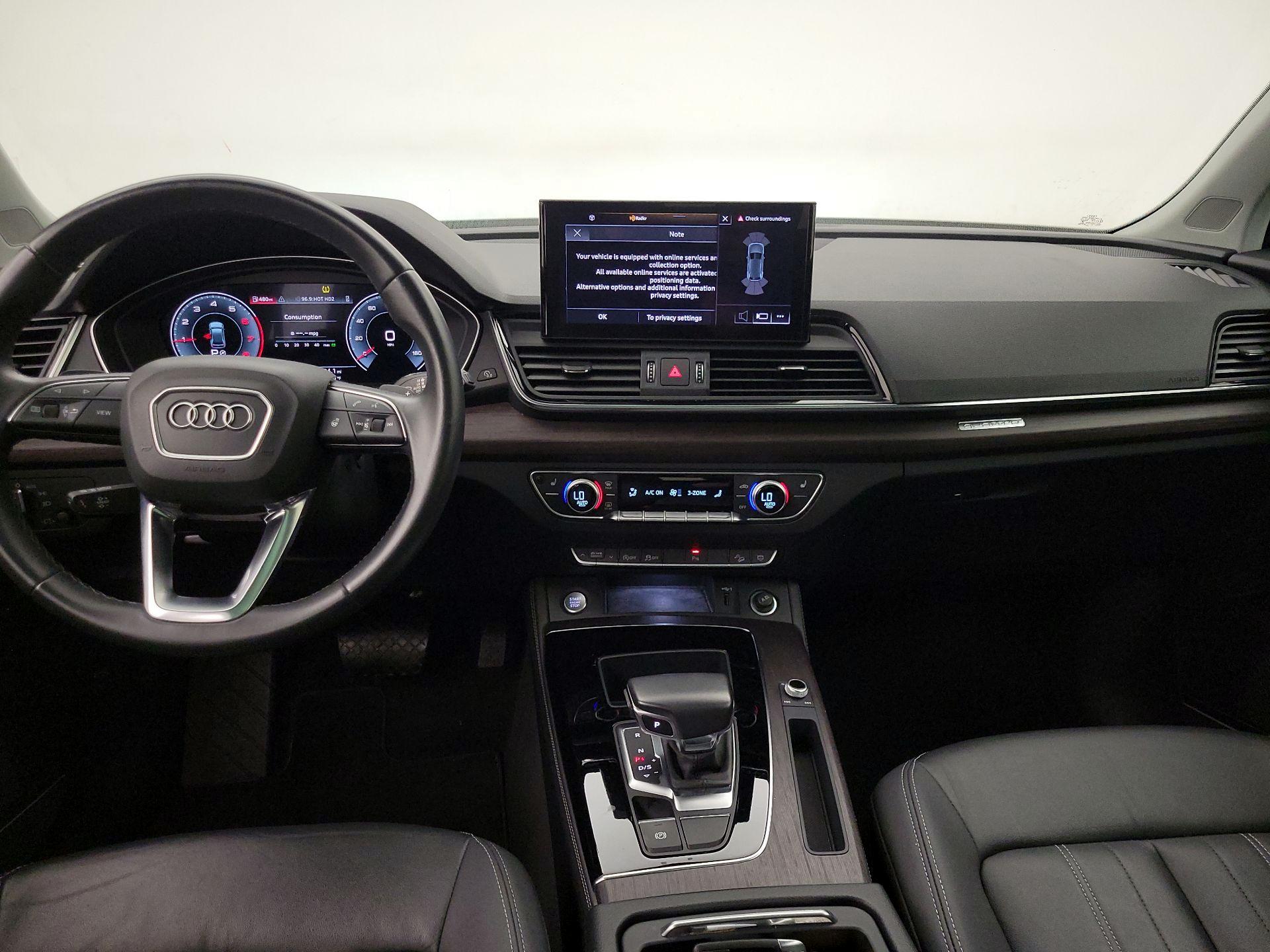 Thumbnail: 2022 Audi Q5 - 9