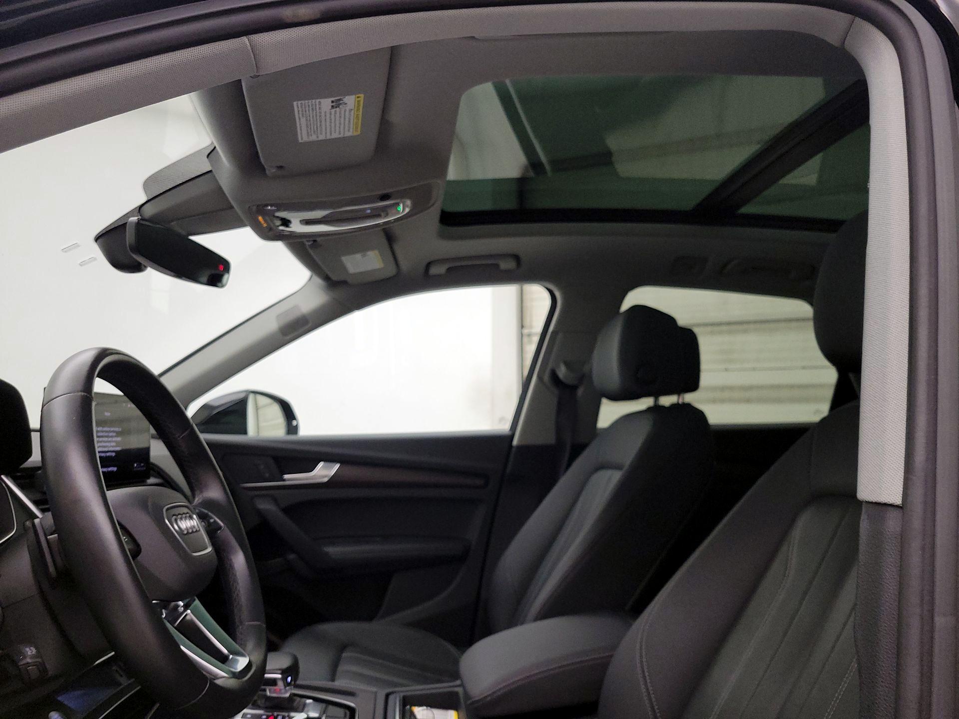 Thumbnail: 2022 Audi Q5 - 19