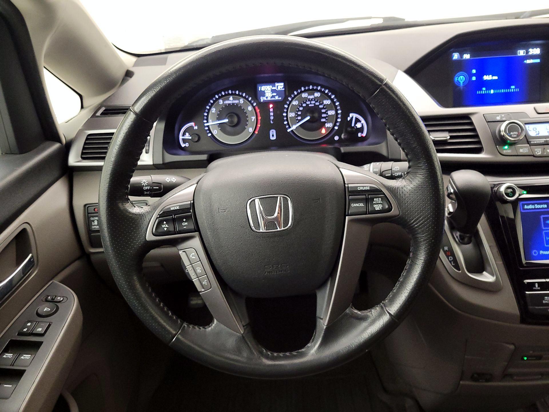 Thumbnail: 2014 Honda Odyssey - 10