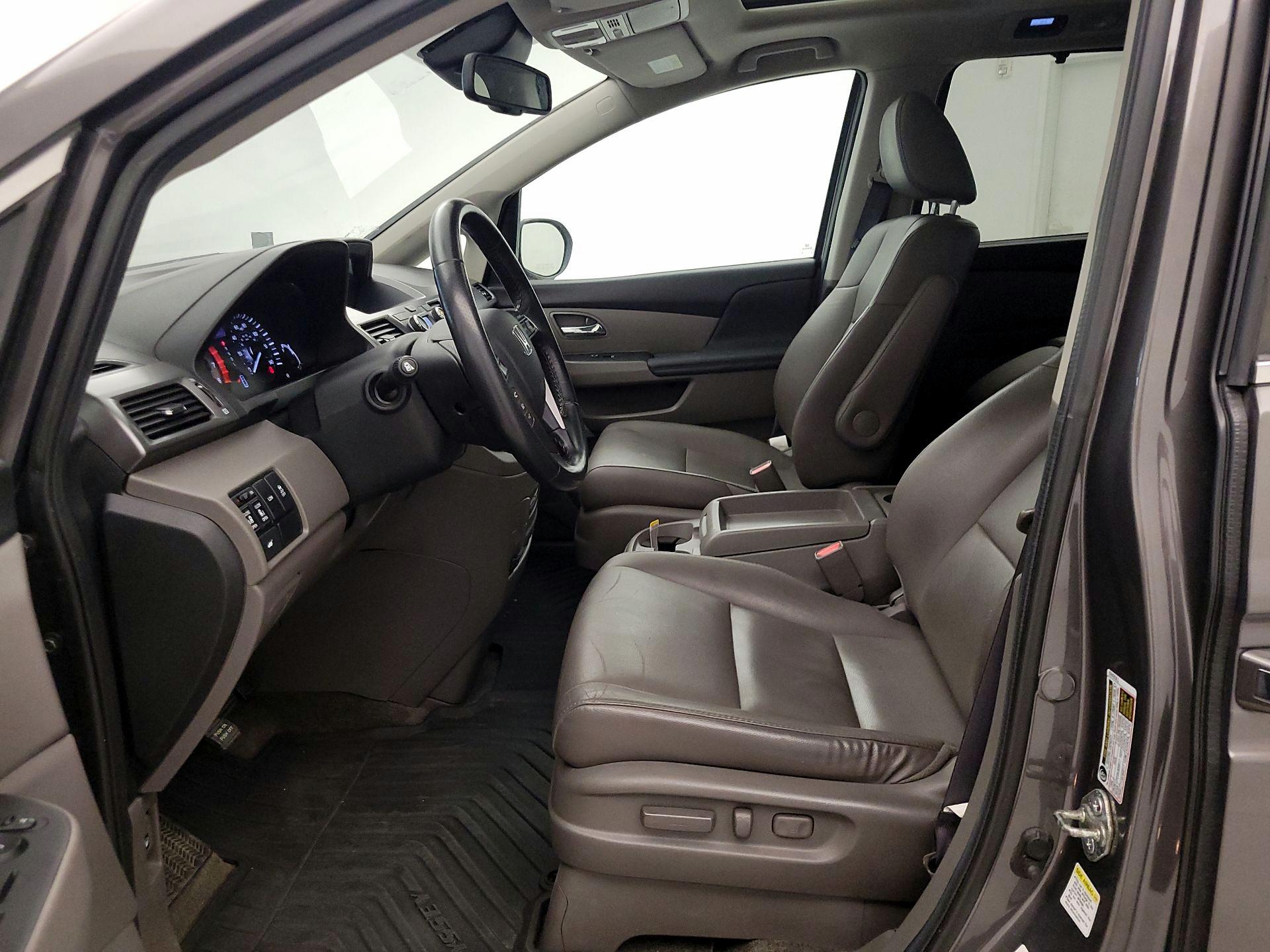 Thumbnail: 2014 Honda Odyssey - 11