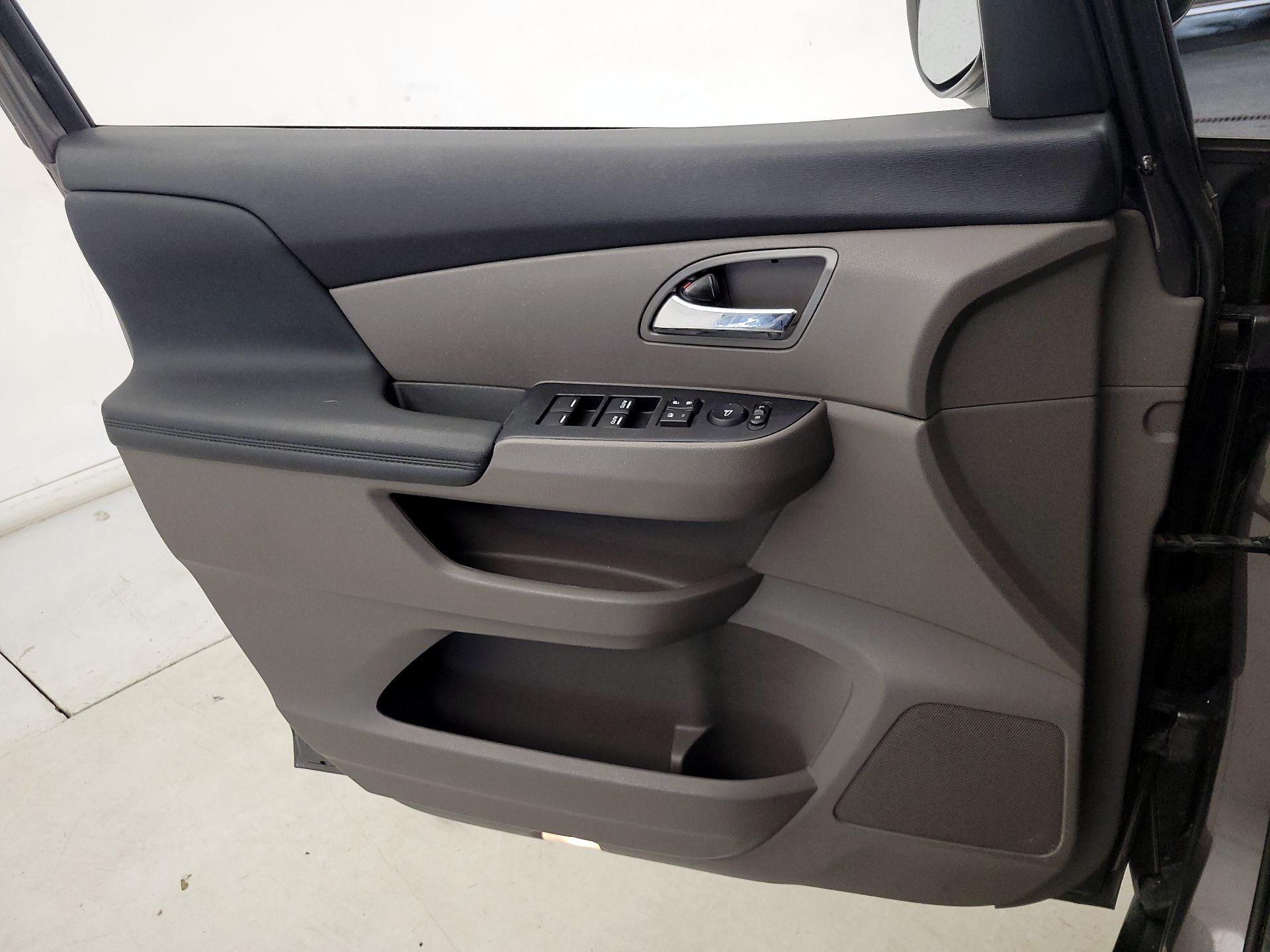 Thumbnail: 2014 Honda Odyssey - 12