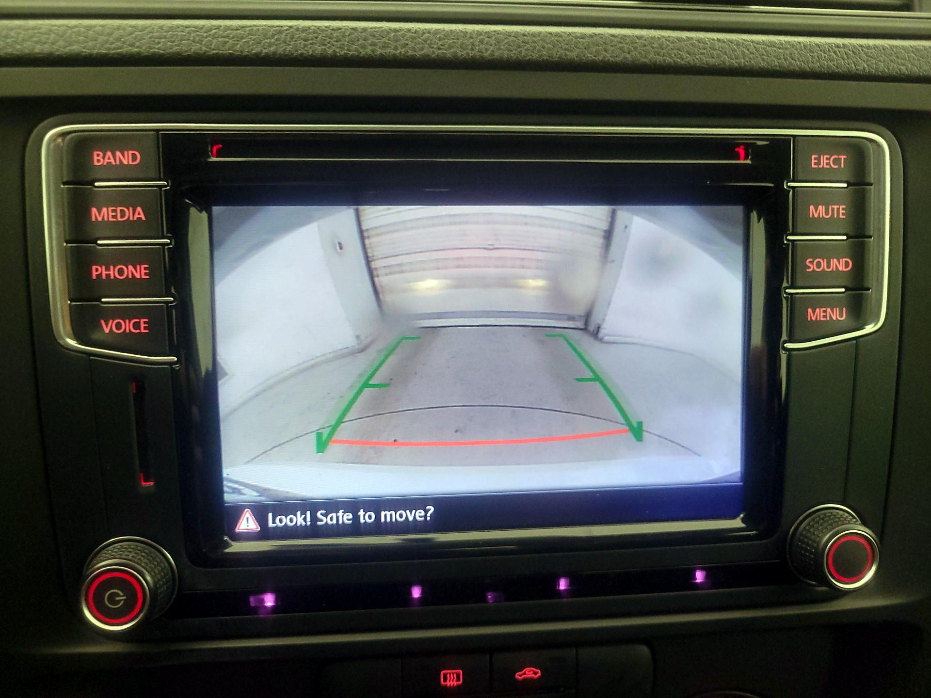 Thumbnail: 2016 Volkswagen Jetta - 14