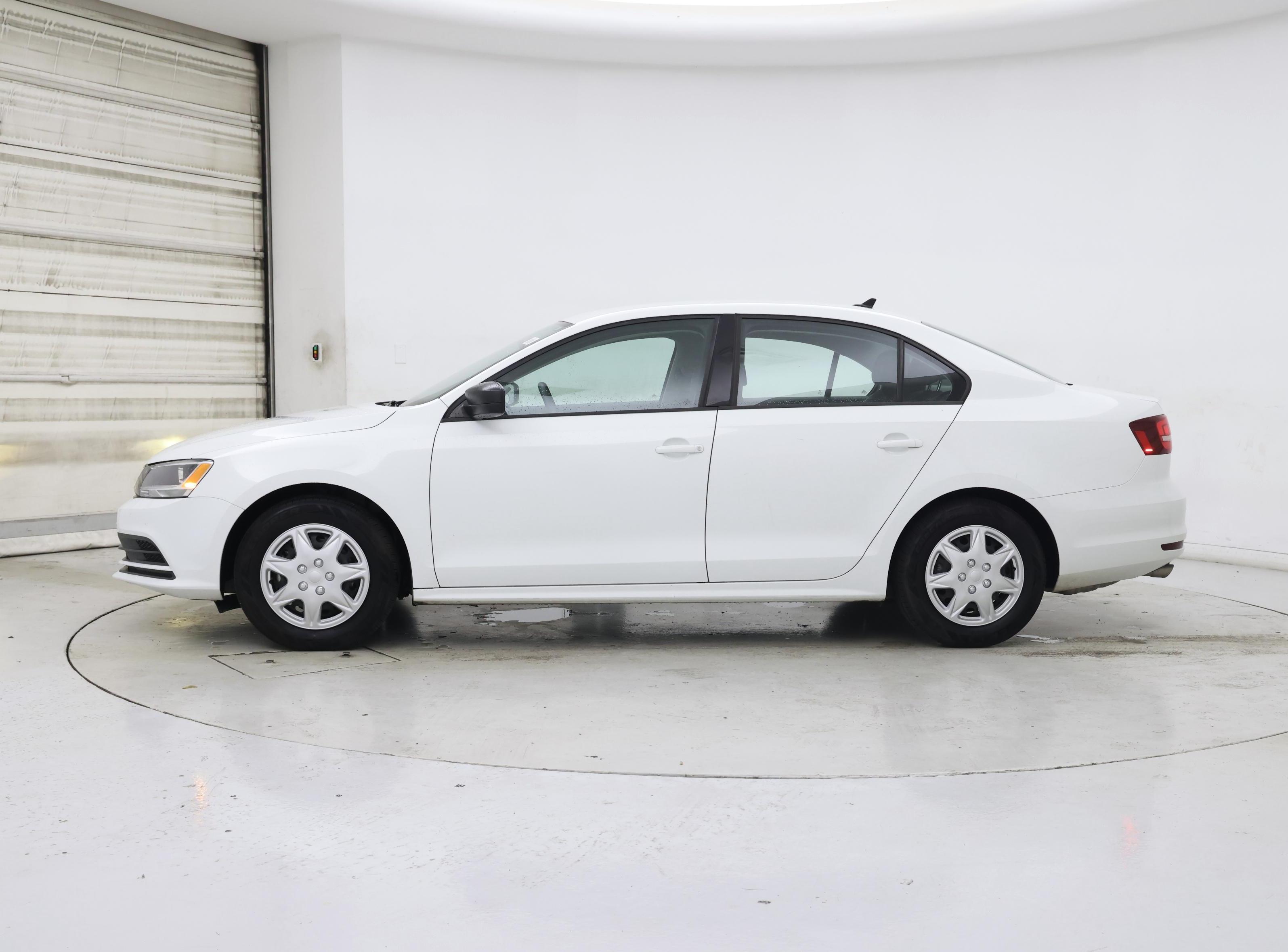 Thumbnail: 2016 Volkswagen Jetta - 3