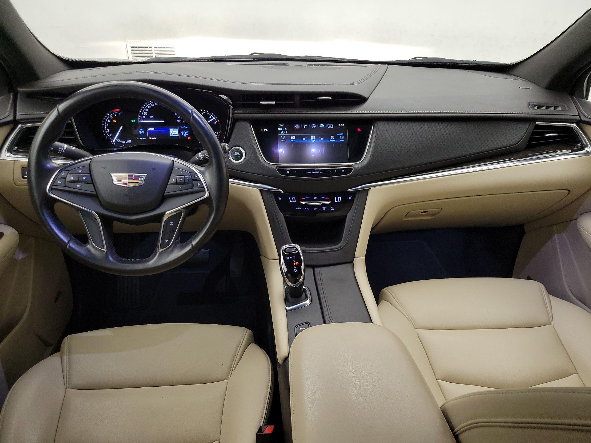 Thumbnail: 2019 Cadillac XT5 - 9