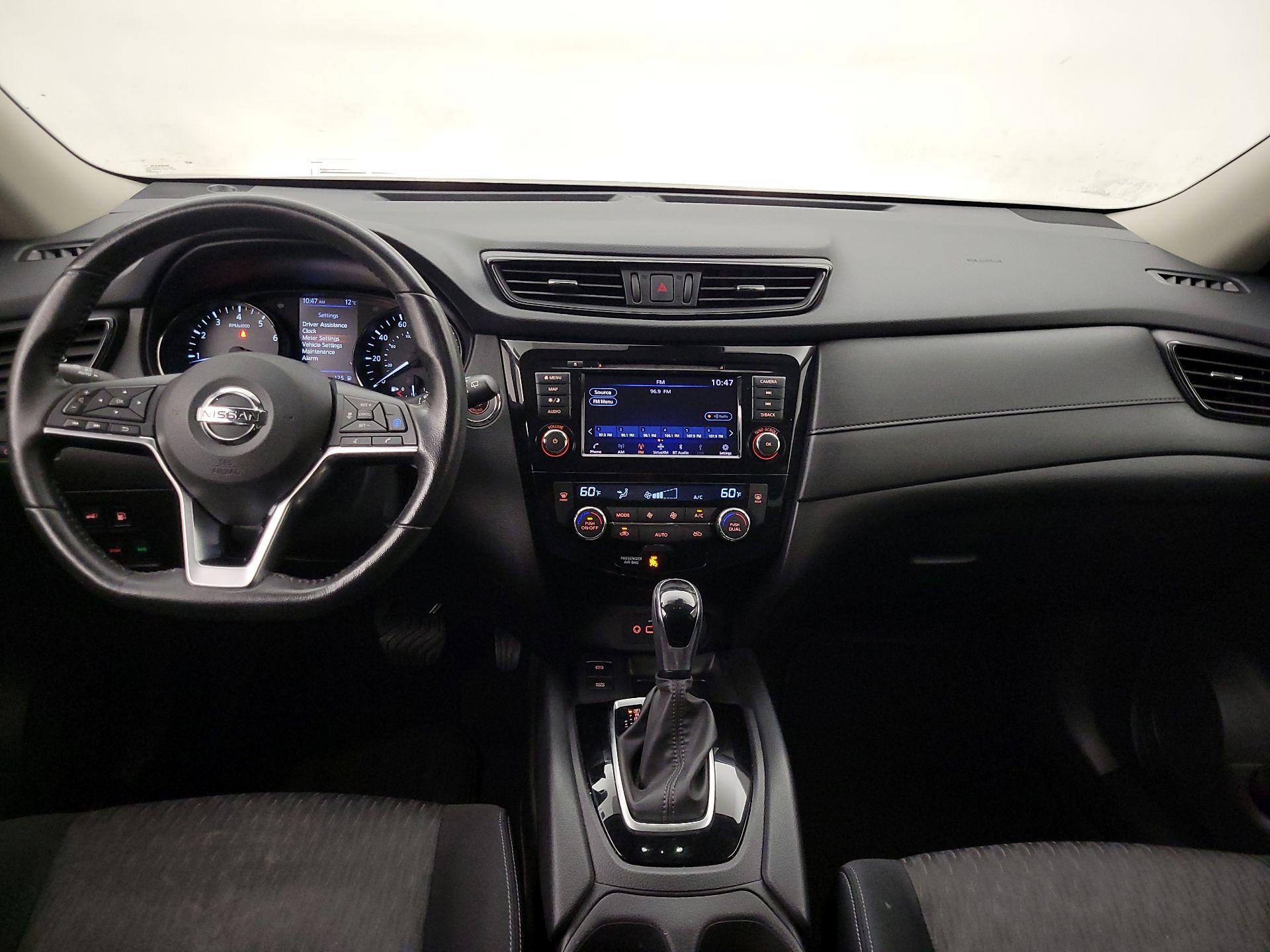 Thumbnail: 2019 Nissan Rogue - 9
